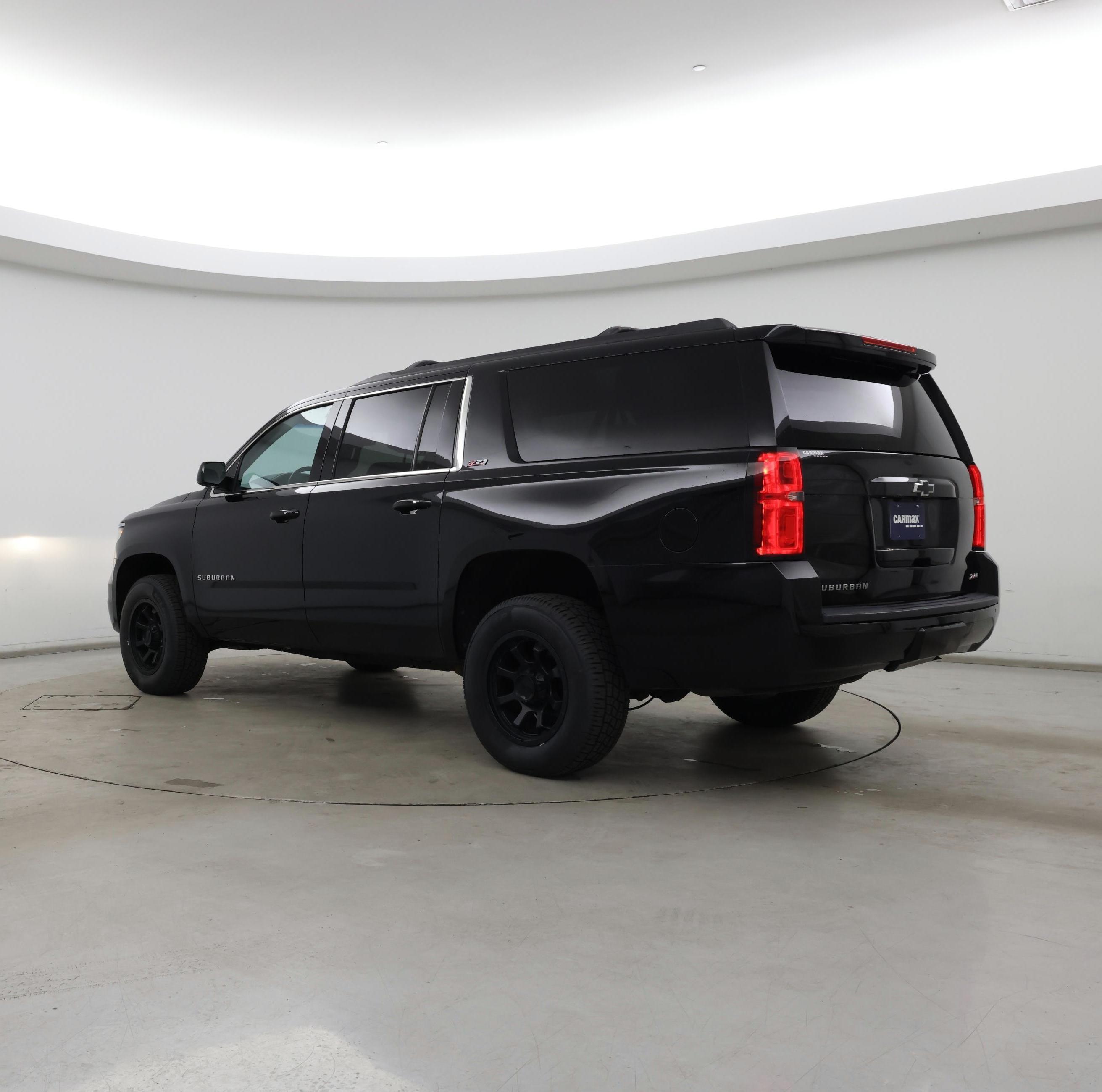 Thumbnail: 2019 Chevrolet Suburban - 2