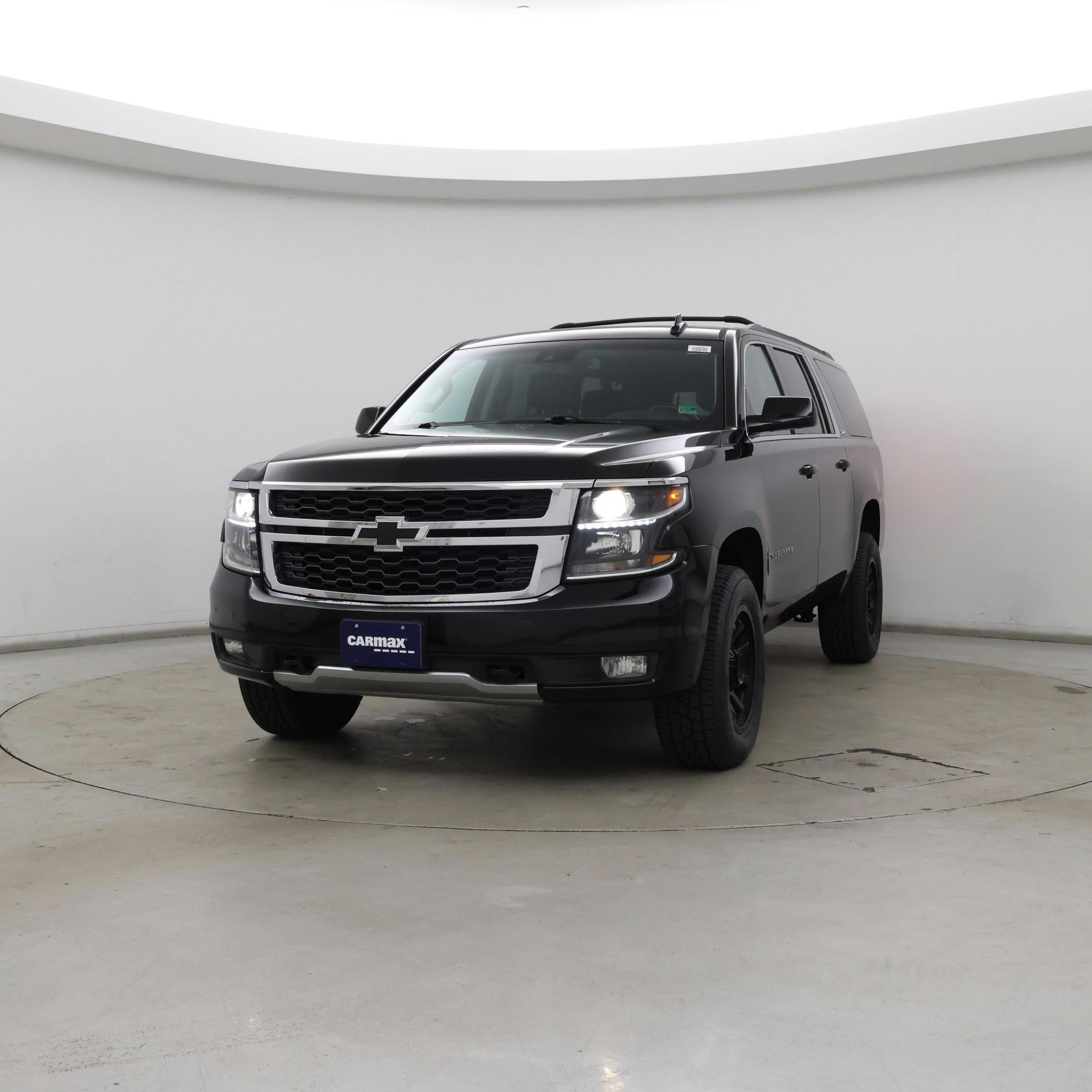 Thumbnail: 2019 Chevrolet Suburban - 4