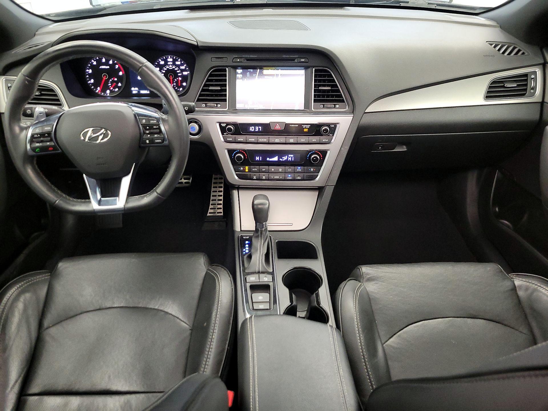 Thumbnail: 2017 Hyundai Sonata - 9