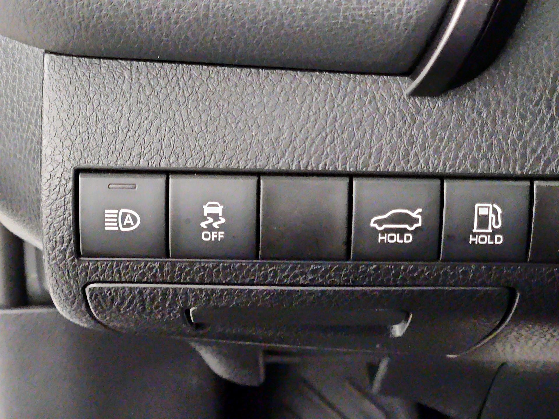 Thumbnail: 2020 Toyota Camry - 13