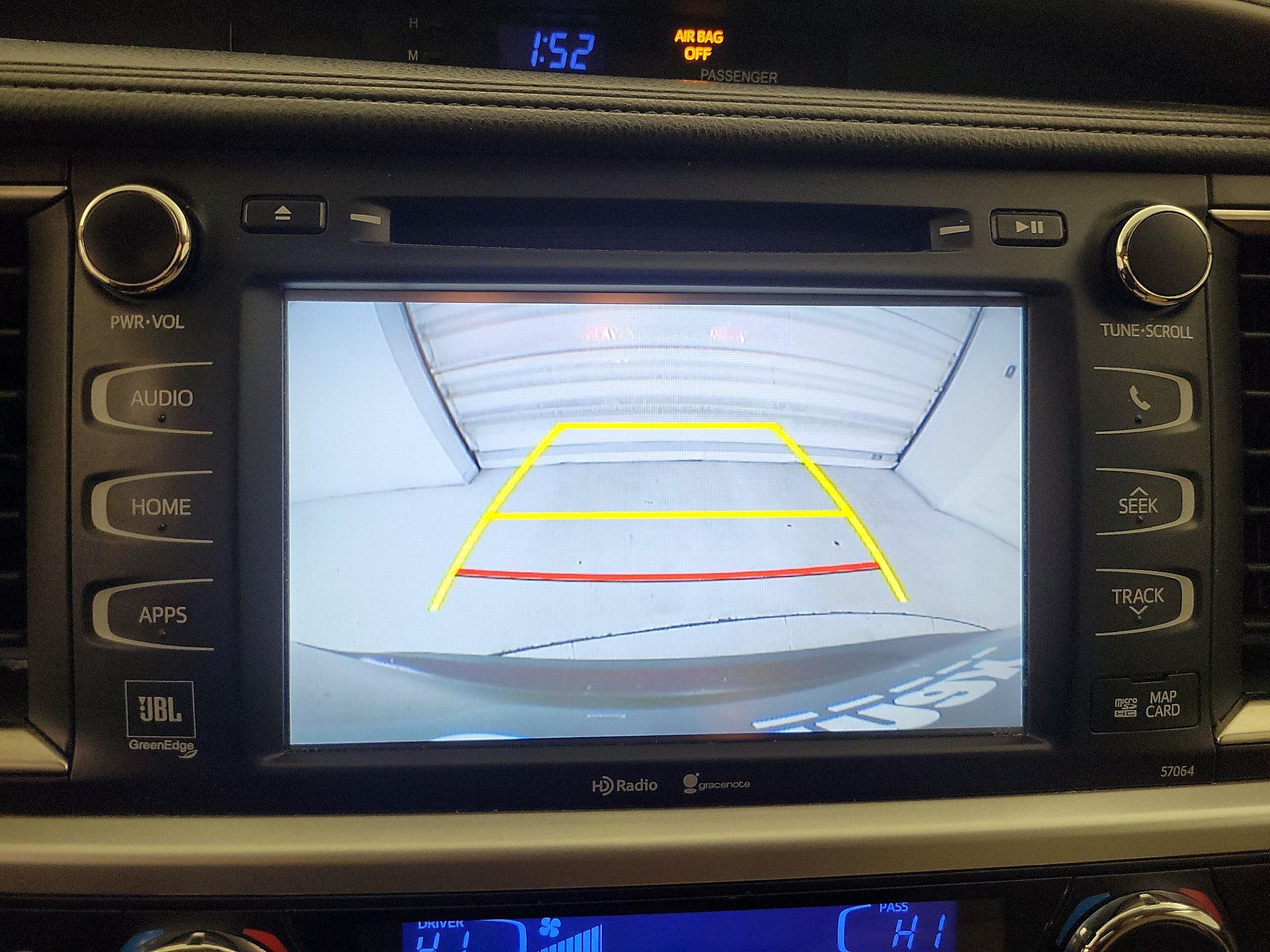 Thumbnail: 2015 Toyota Highlander - 14