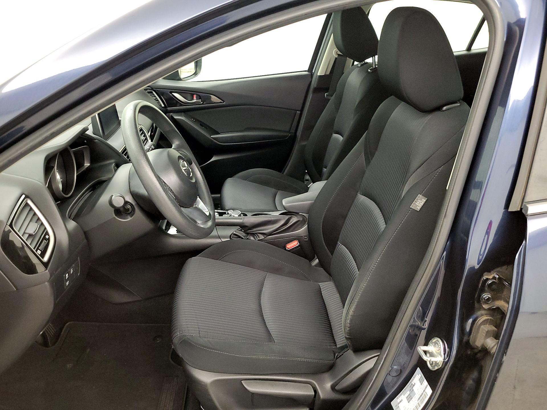 Thumbnail: 2016 Mazda Mazda3 - 11