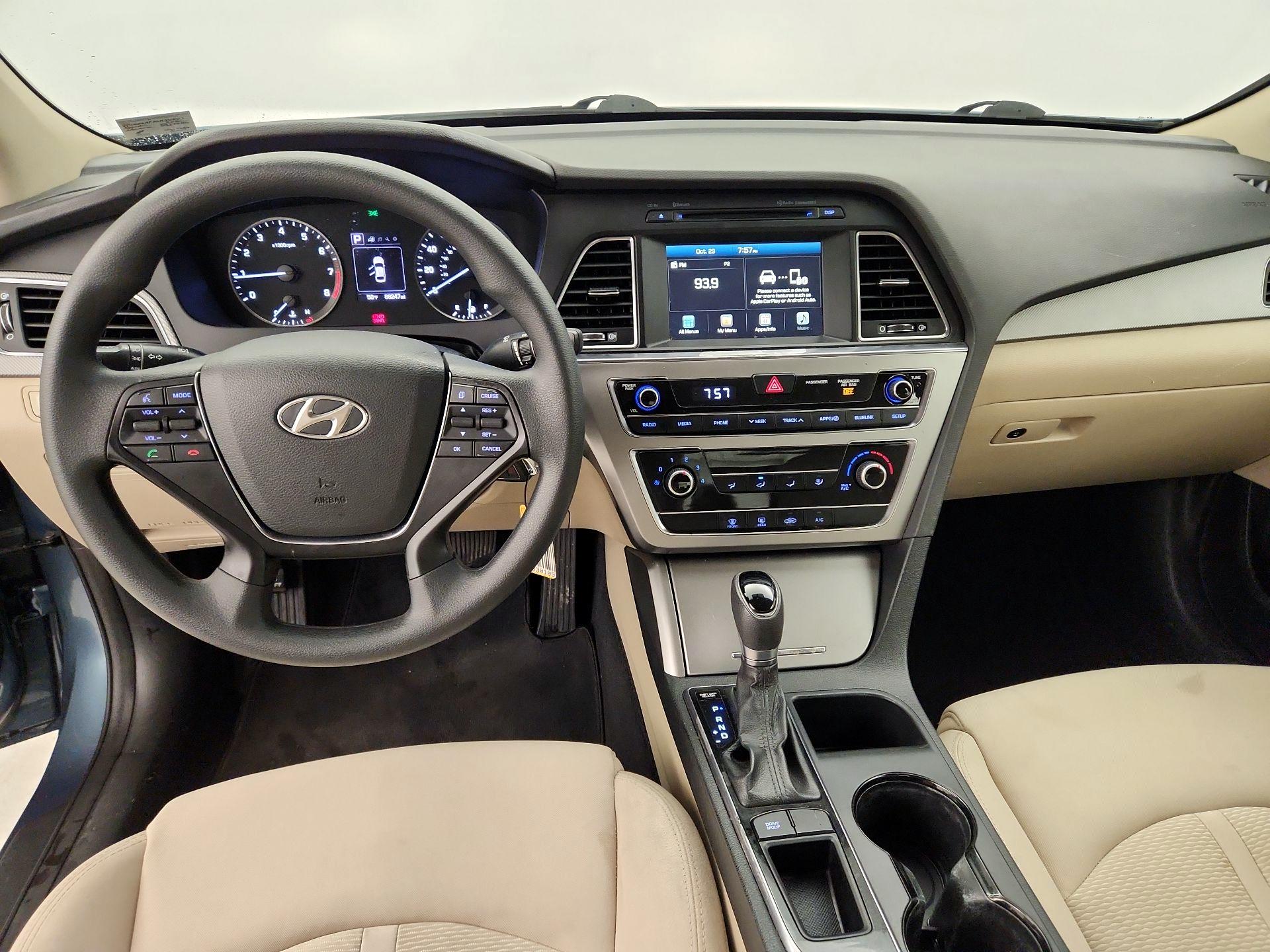 Thumbnail: 2016 Hyundai Sonata - 9