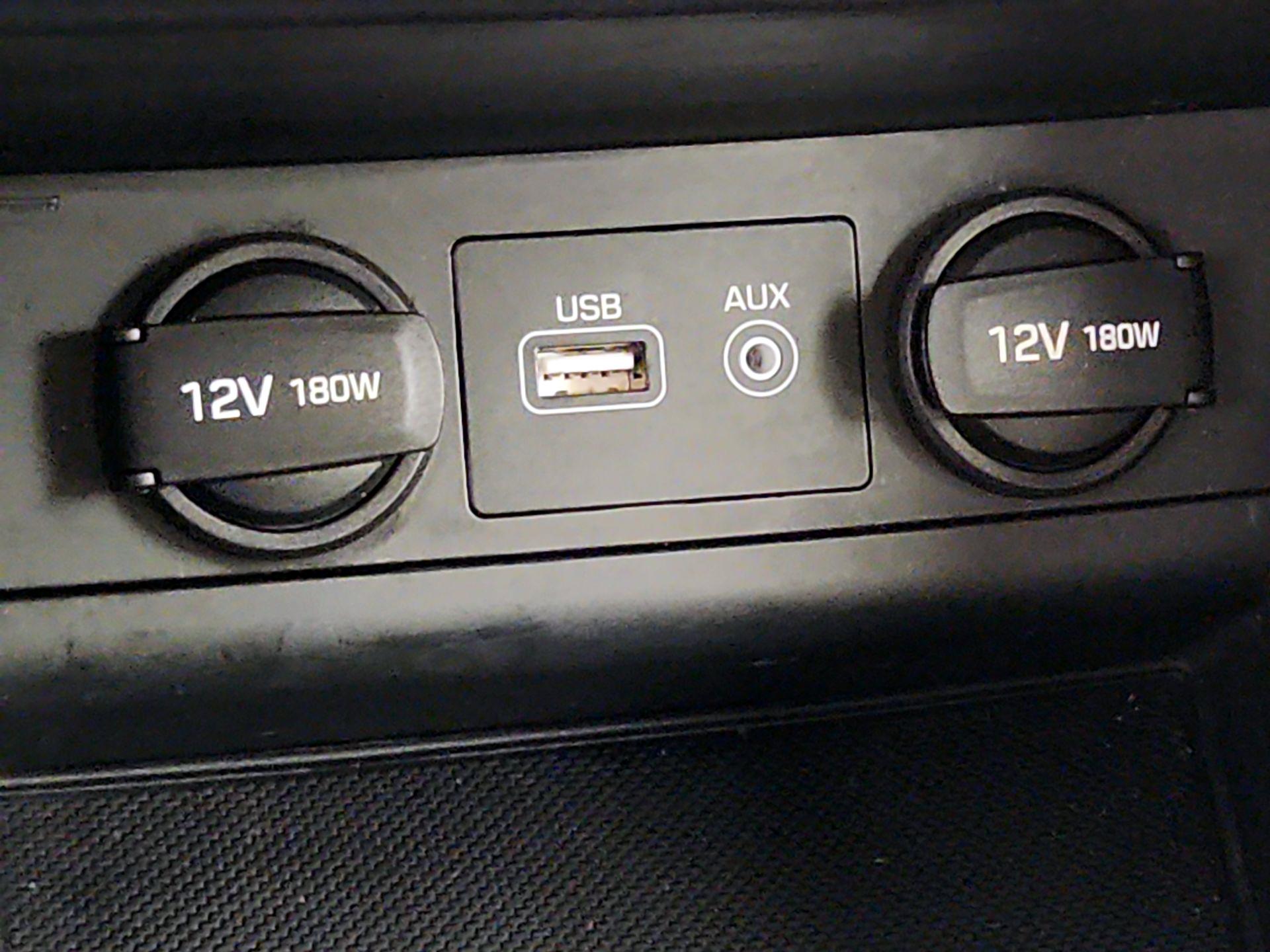 Thumbnail: 2016 Hyundai Sonata - 18