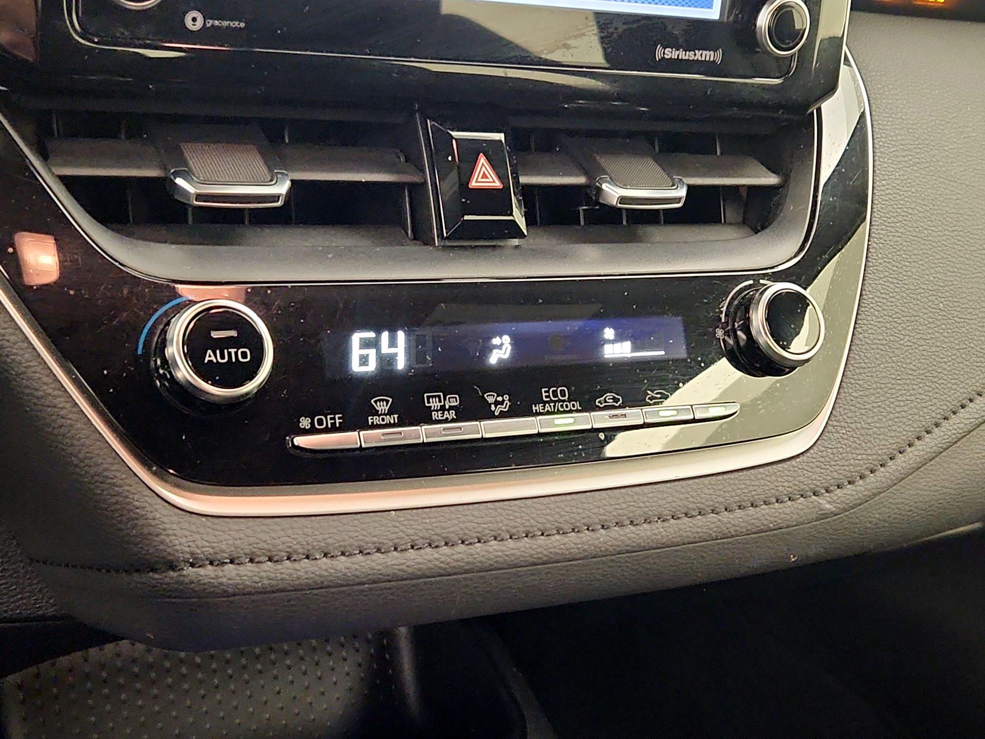 Thumbnail: 2021 Toyota Corolla - 16