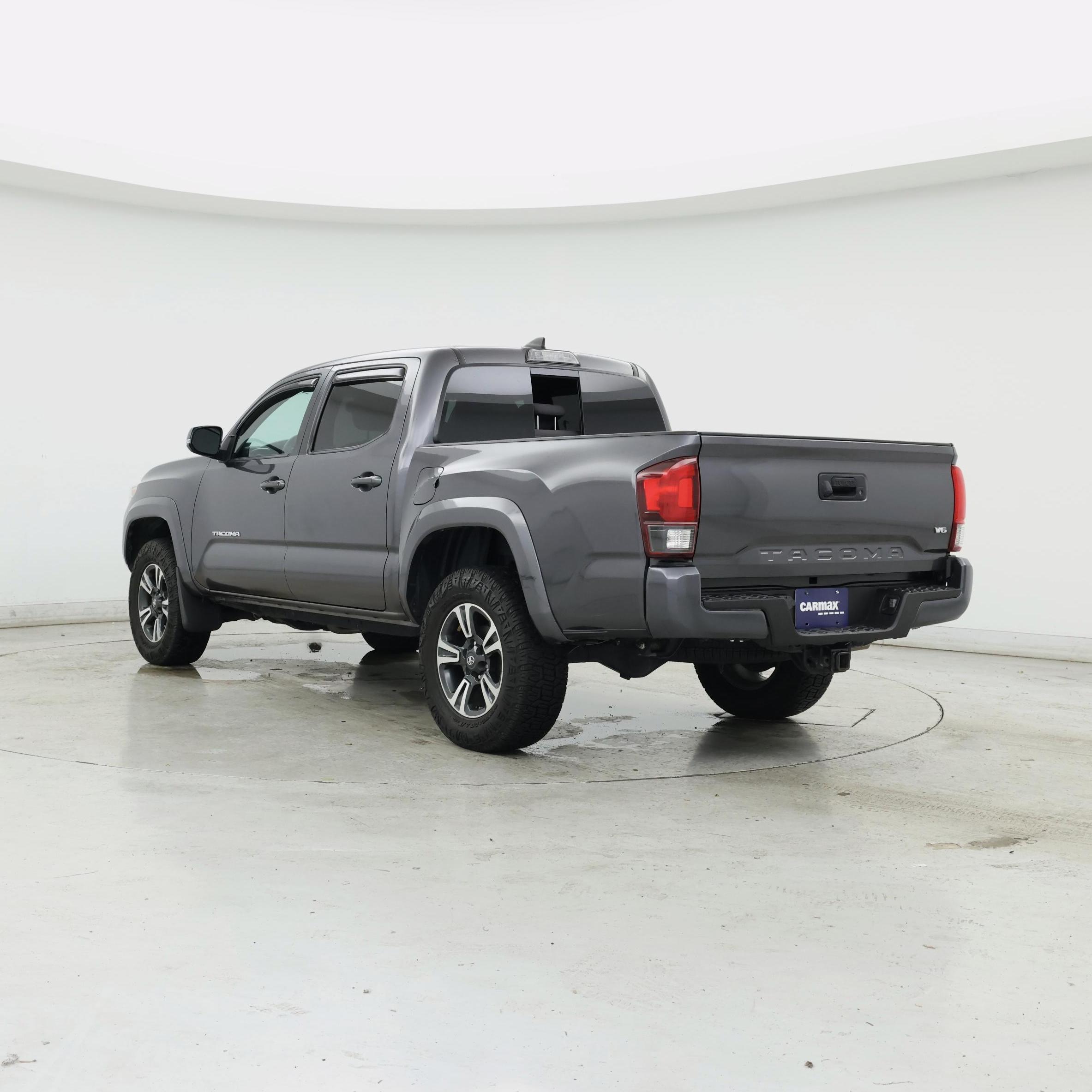 Thumbnail: 2018 Toyota Tacoma - 2