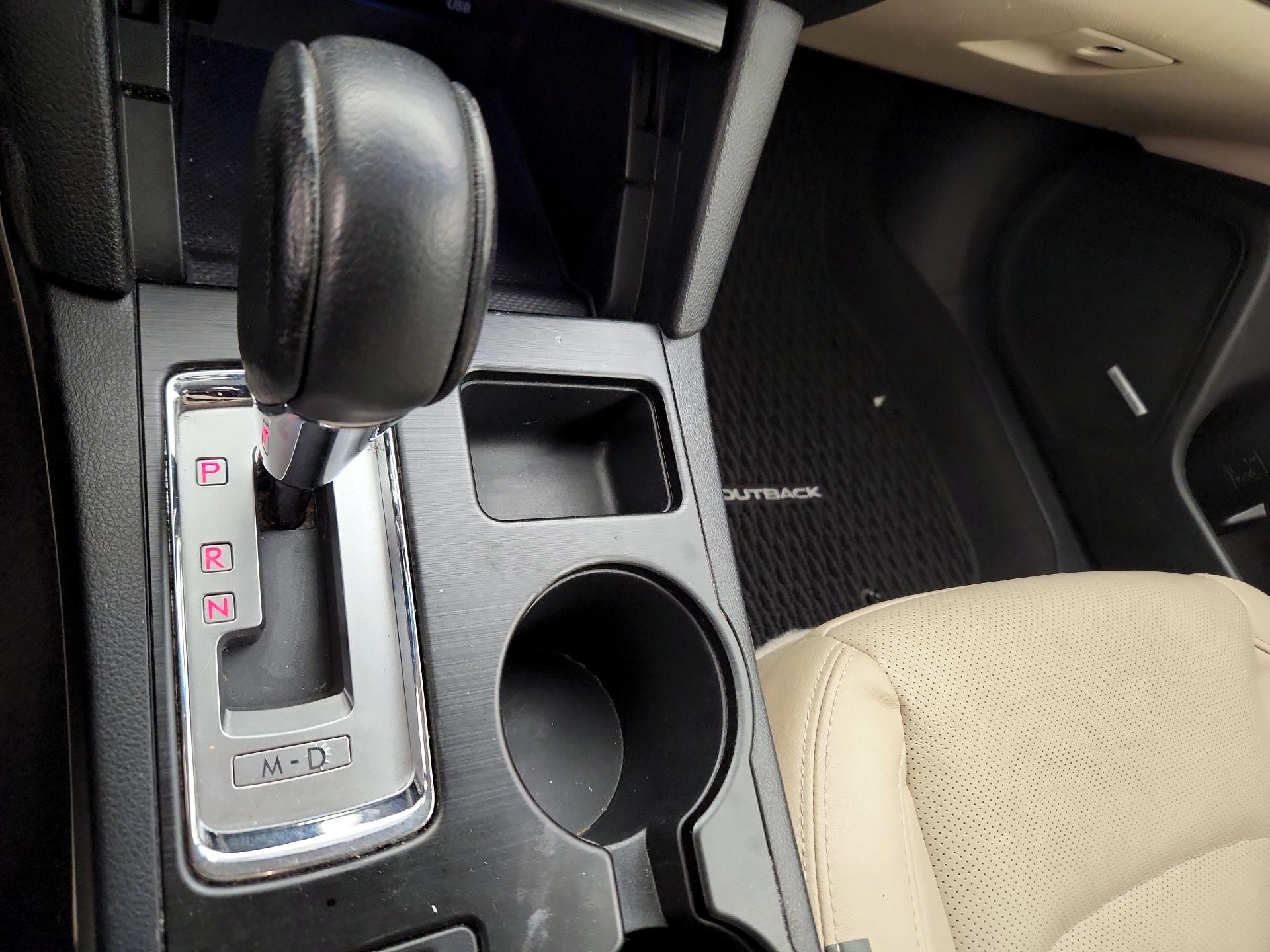 Thumbnail: 2016 Subaru Outback - 18