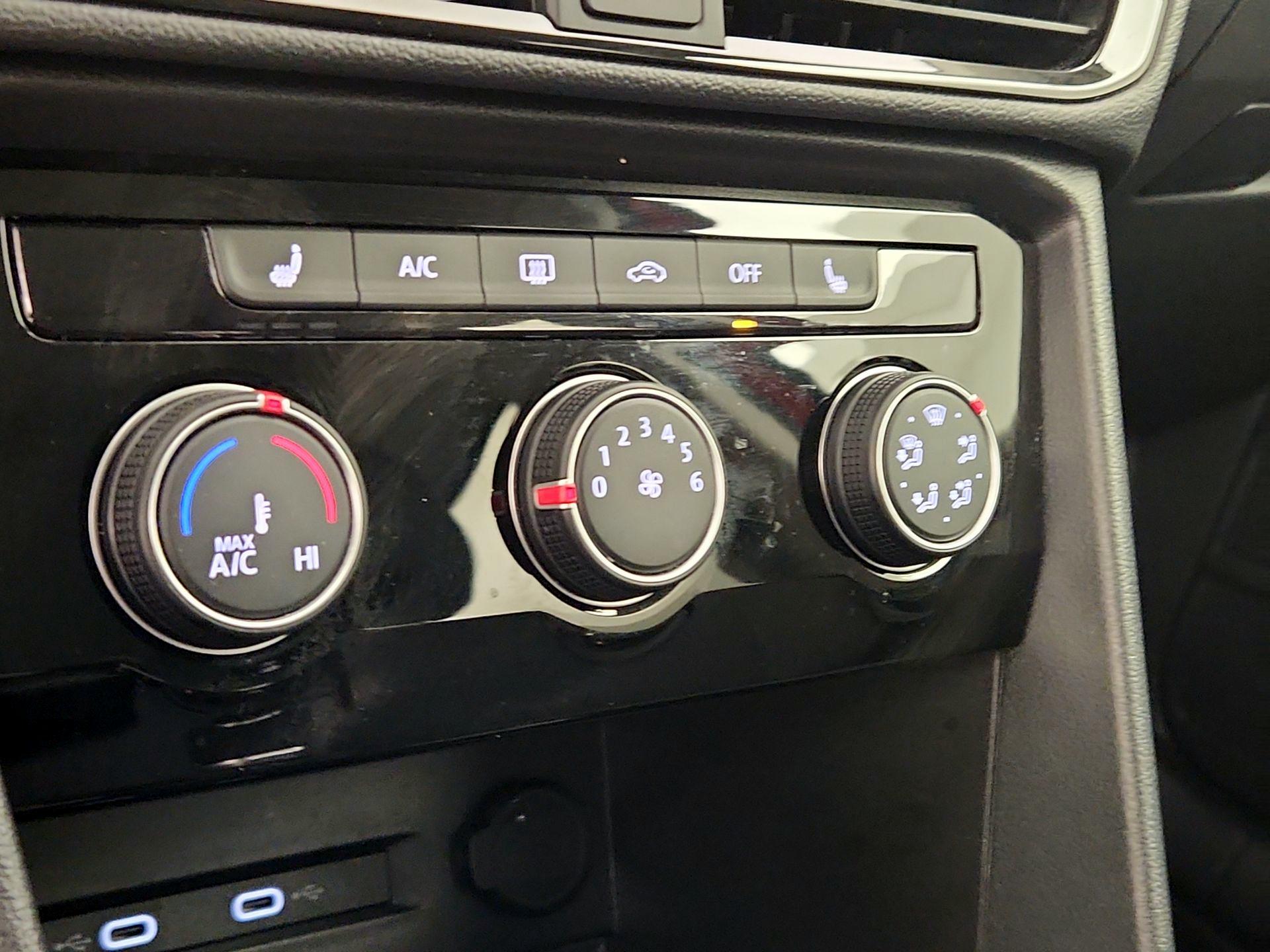 Thumbnail: 2023 Volkswagen Taos - 16