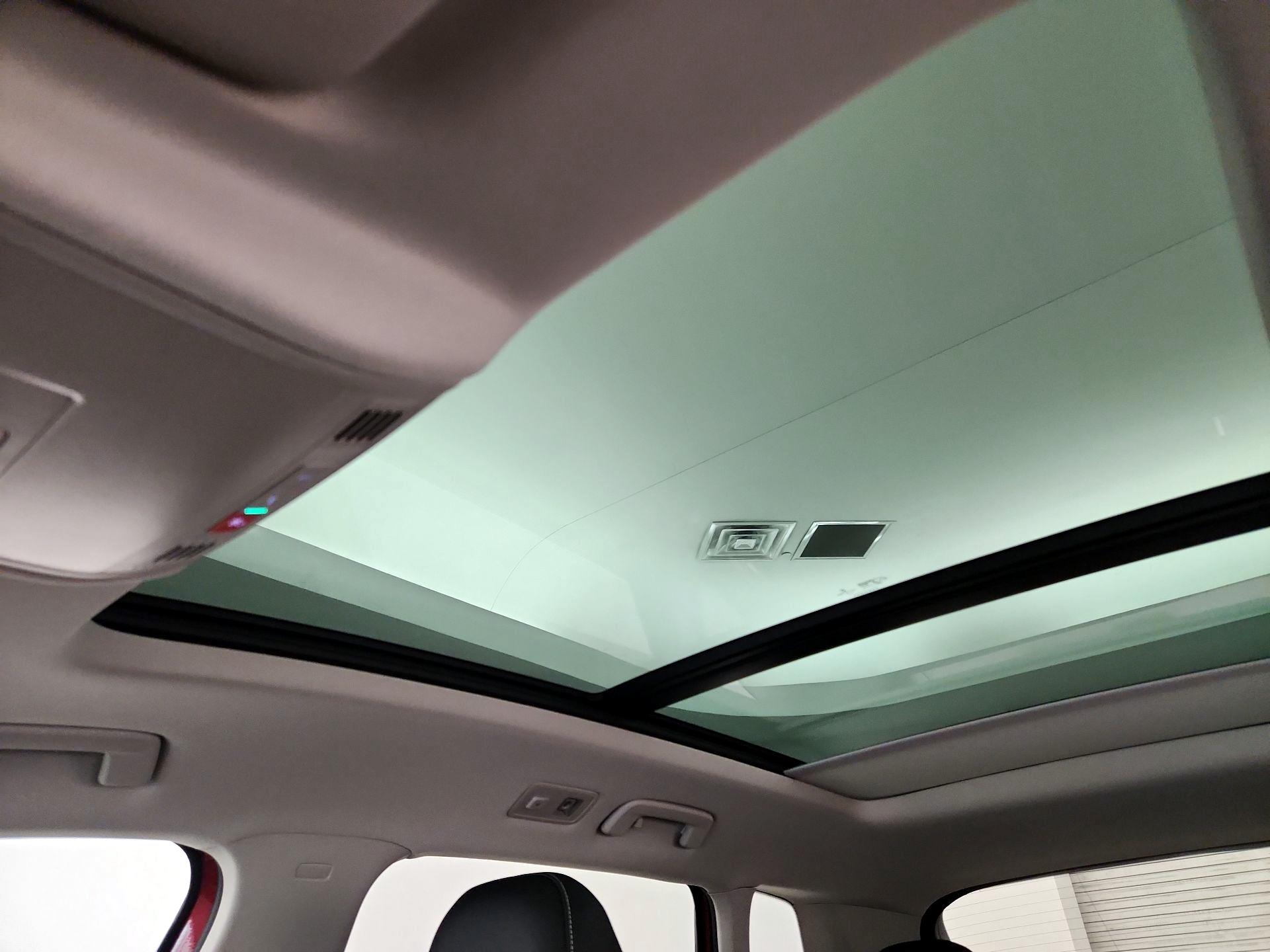 Thumbnail: 2023 Volkswagen Taos - 19