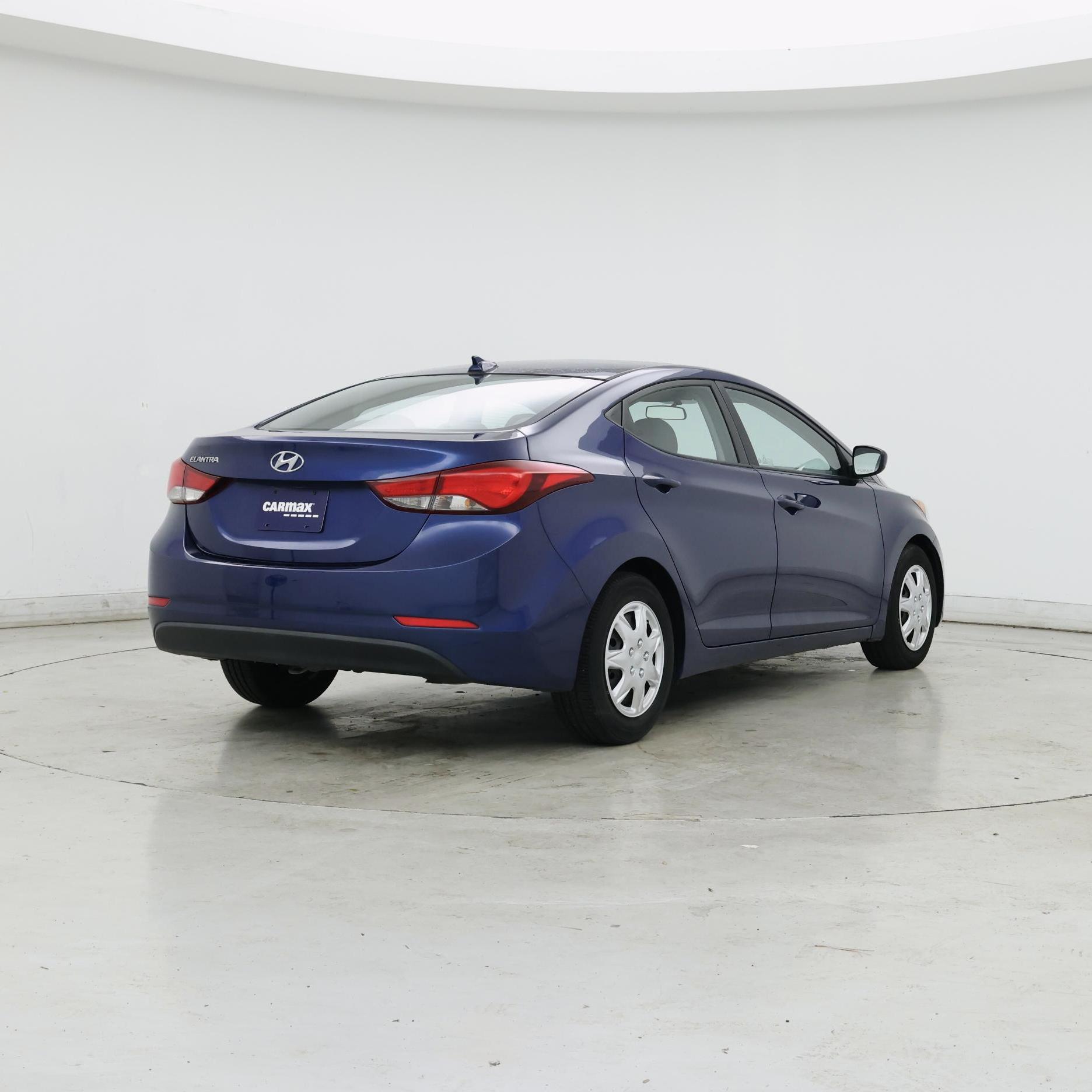 Thumbnail: 2016 Hyundai Elantra - 8