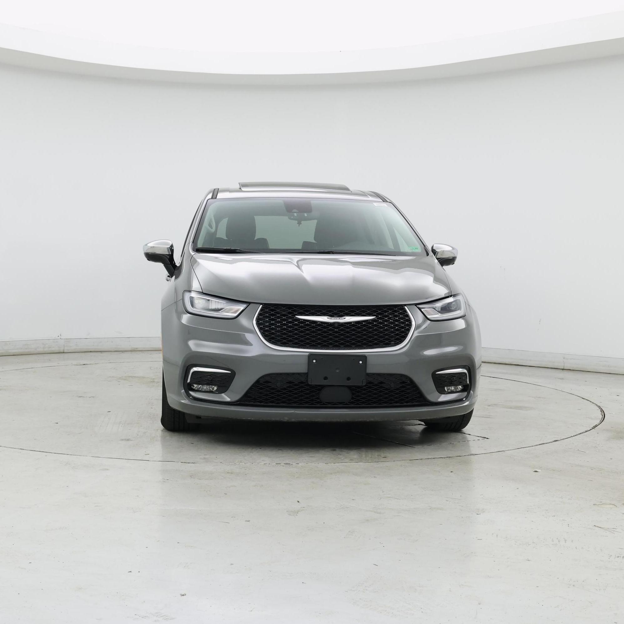 Thumbnail: 2023 Chrysler Pacifica - 5