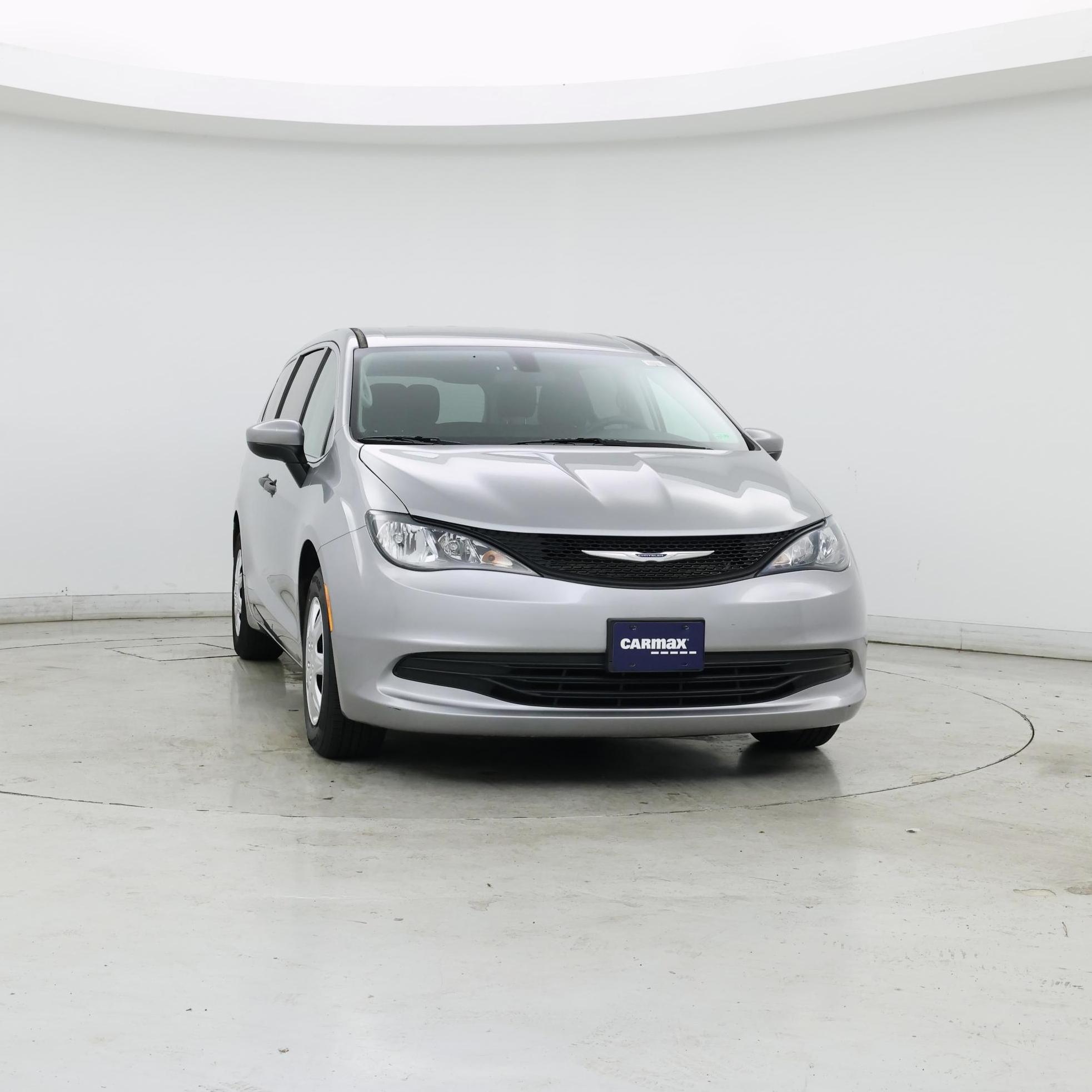 Thumbnail: 2019 Chrysler Pacifica - 5