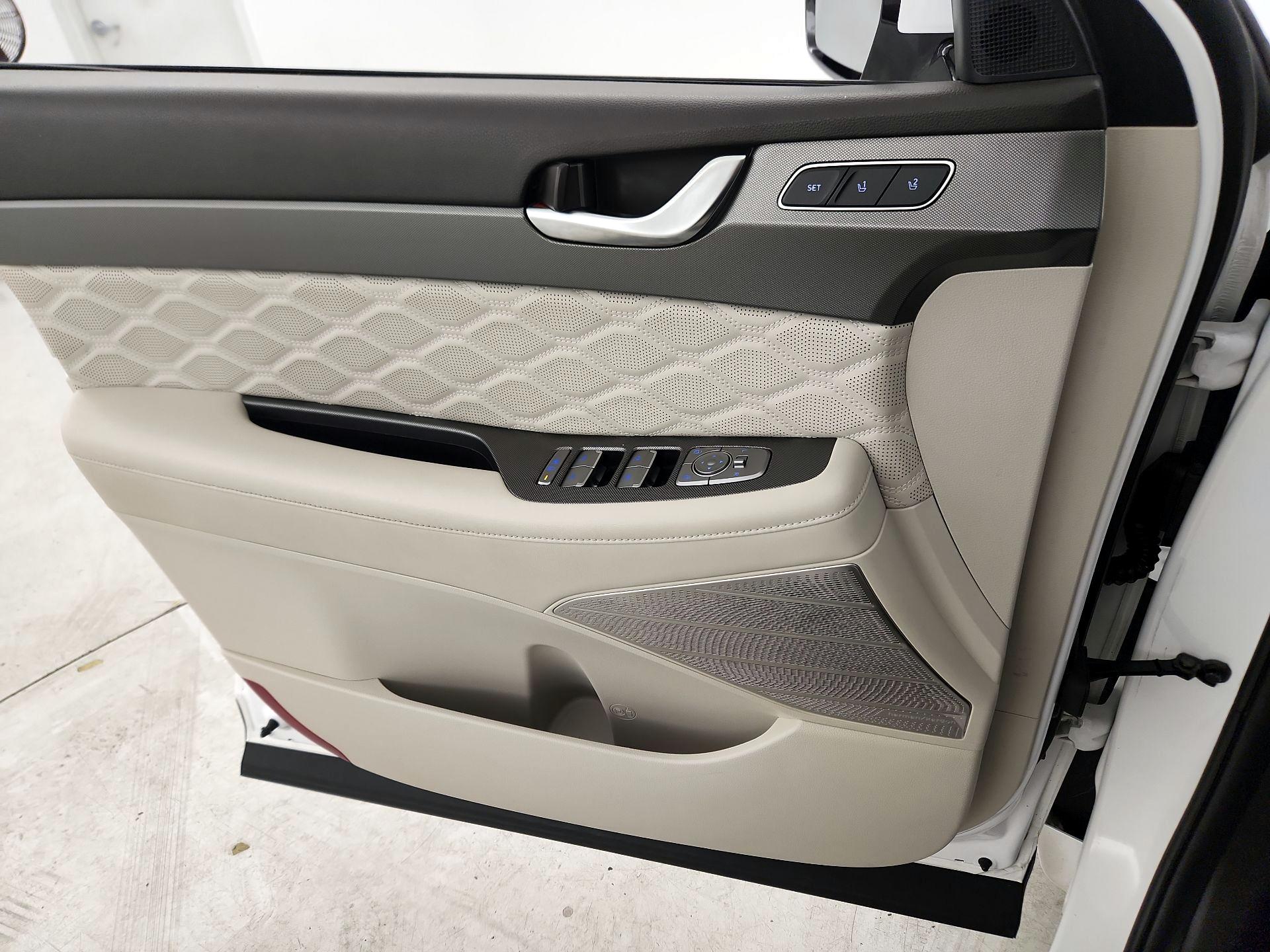 Thumbnail: 2020 Hyundai Palisade - 12