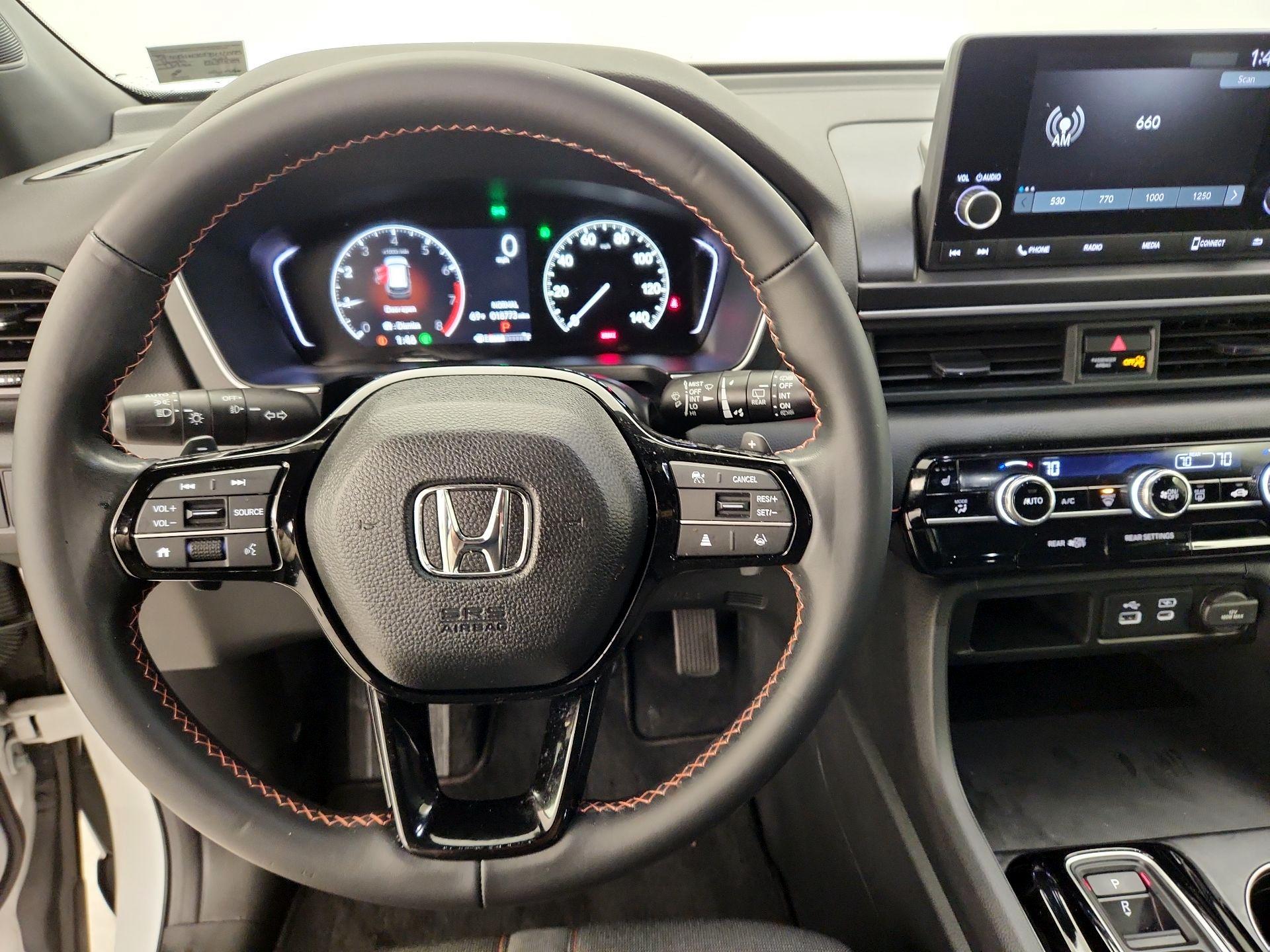 Thumbnail: 2023 Honda Pilot - 10