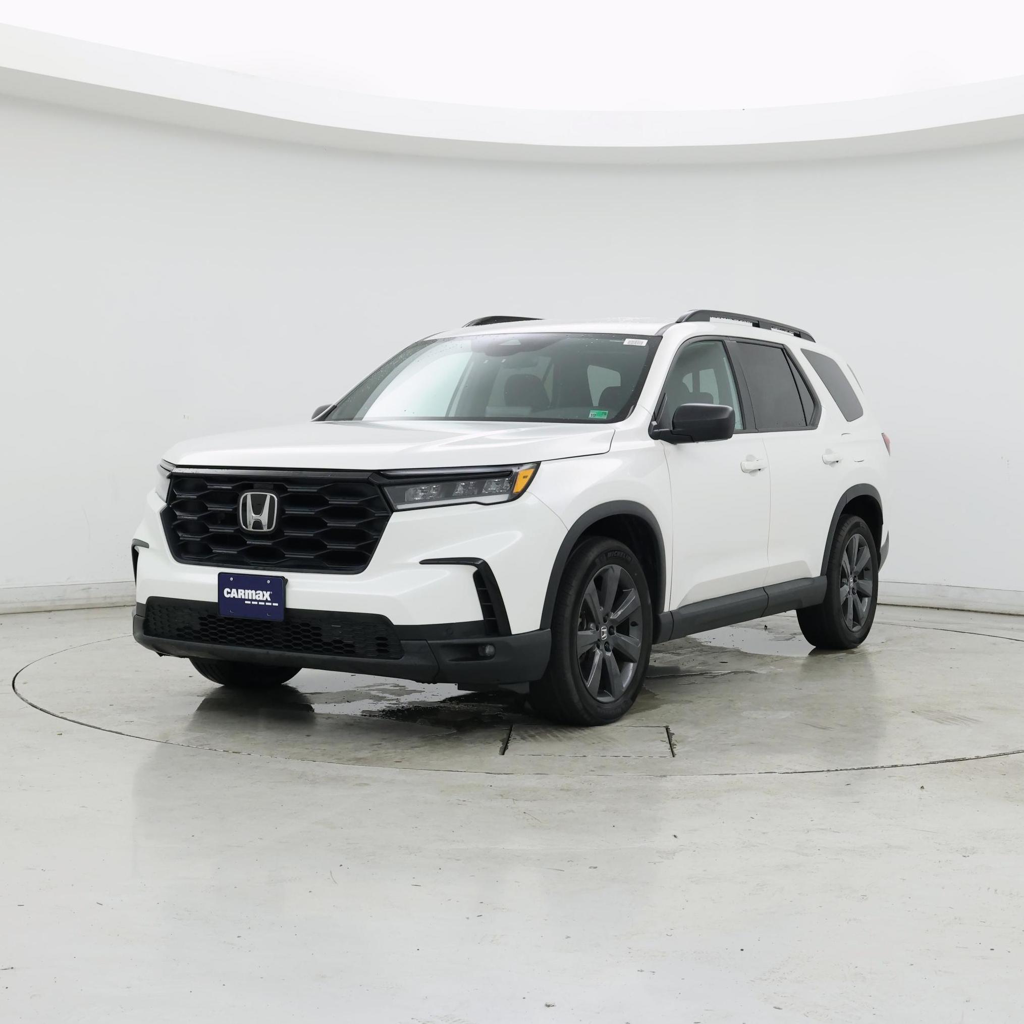 Thumbnail: 2023 Honda Pilot - 4