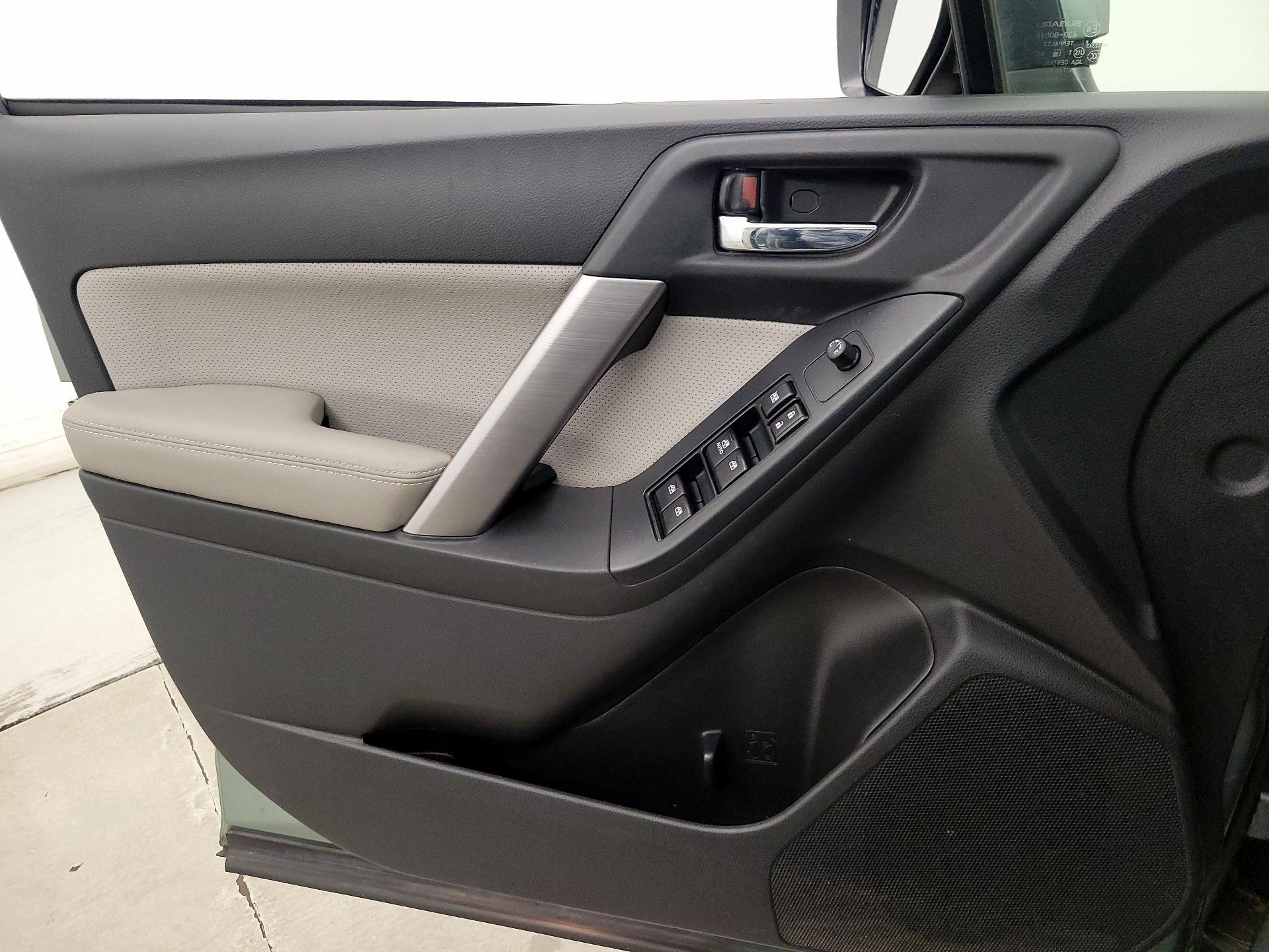 Thumbnail: 2015 Subaru Forester - 12