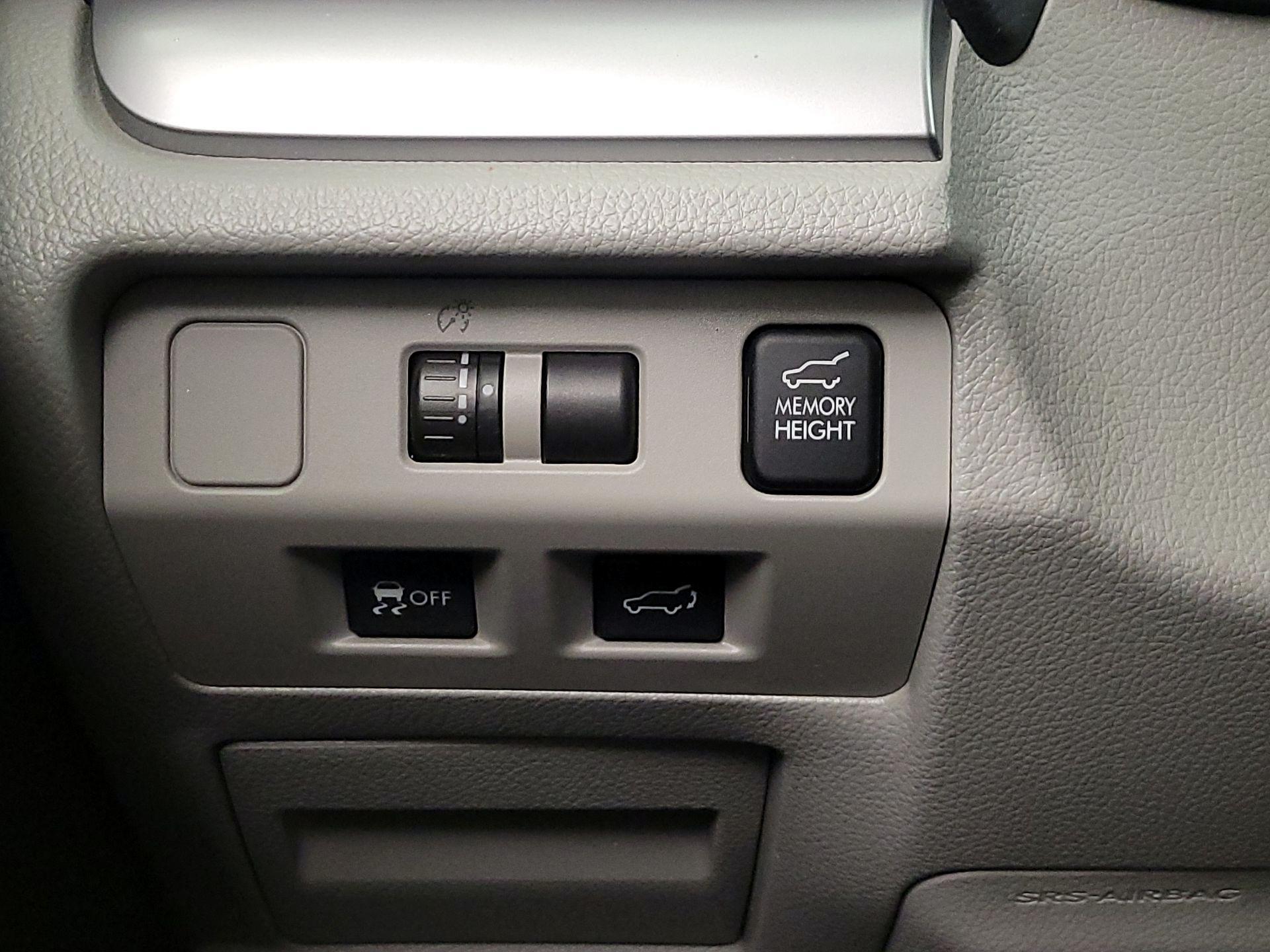 Thumbnail: 2015 Subaru Forester - 13