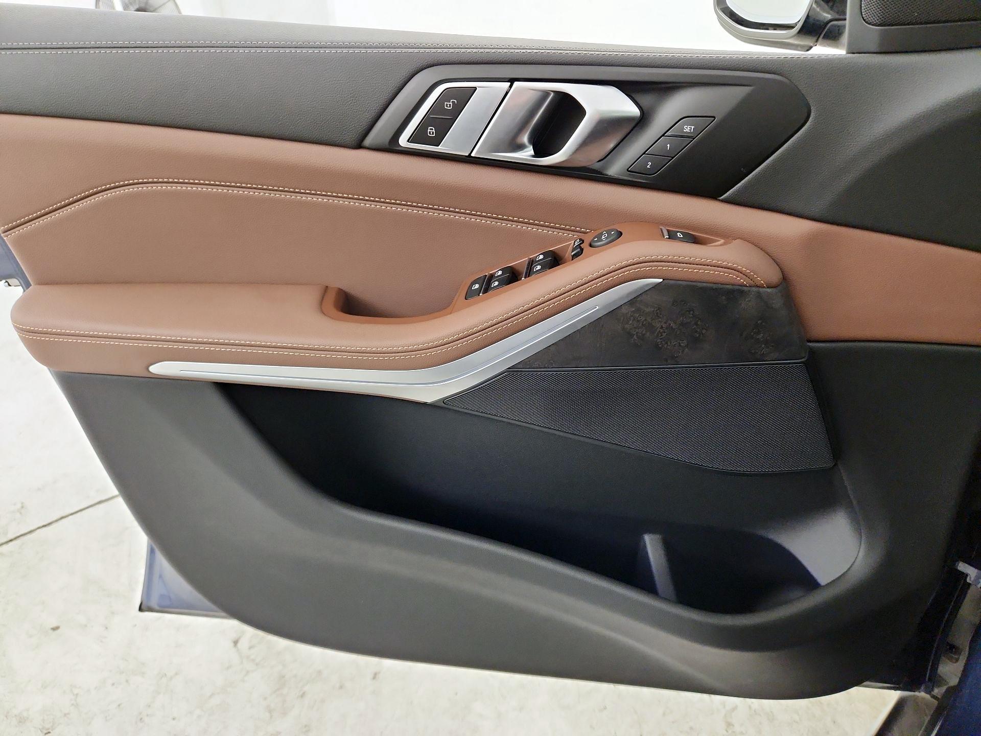 Thumbnail: 2022 BMW X5 - 12