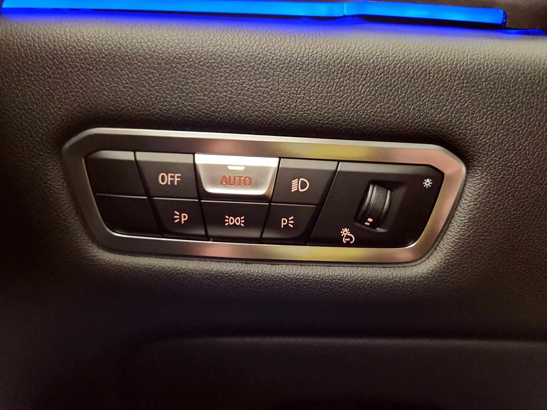 Thumbnail: 2022 BMW X5 - 13