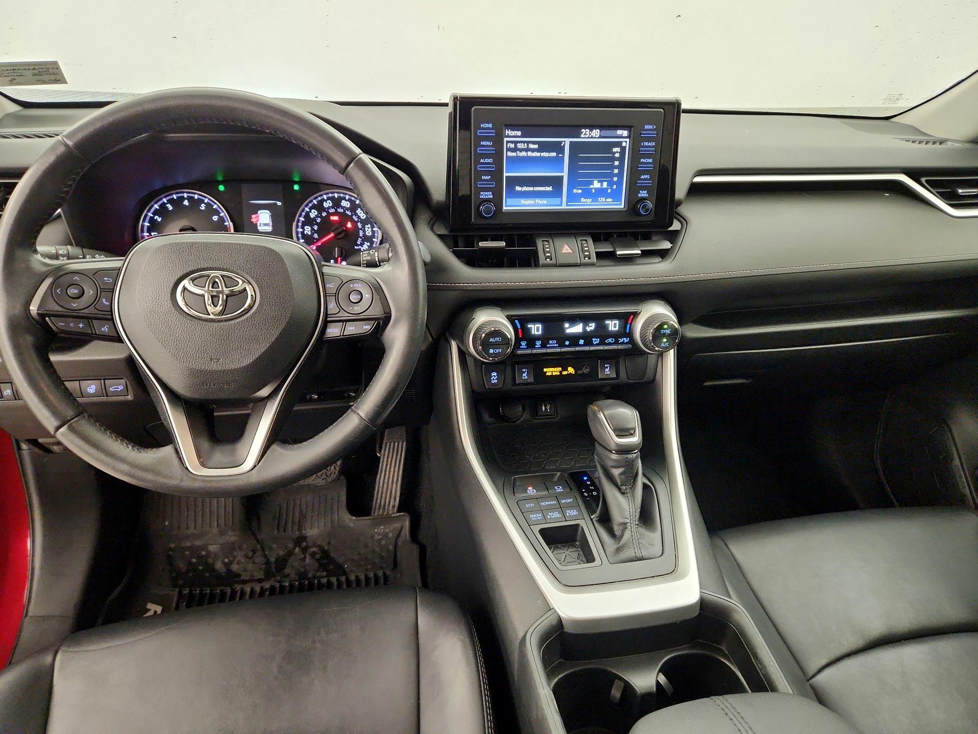 Thumbnail: 2019 Toyota RAV4 - 9