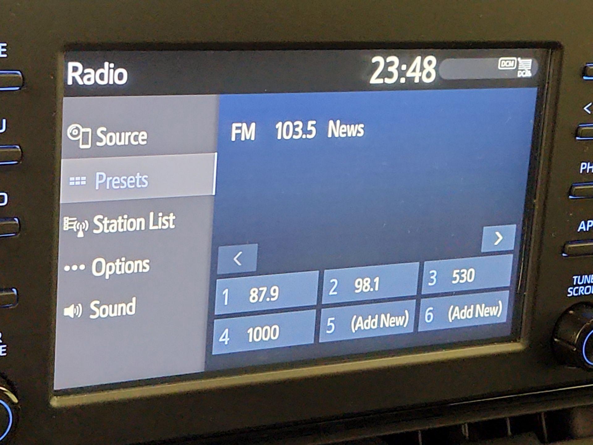 Thumbnail: 2019 Toyota RAV4 - 16