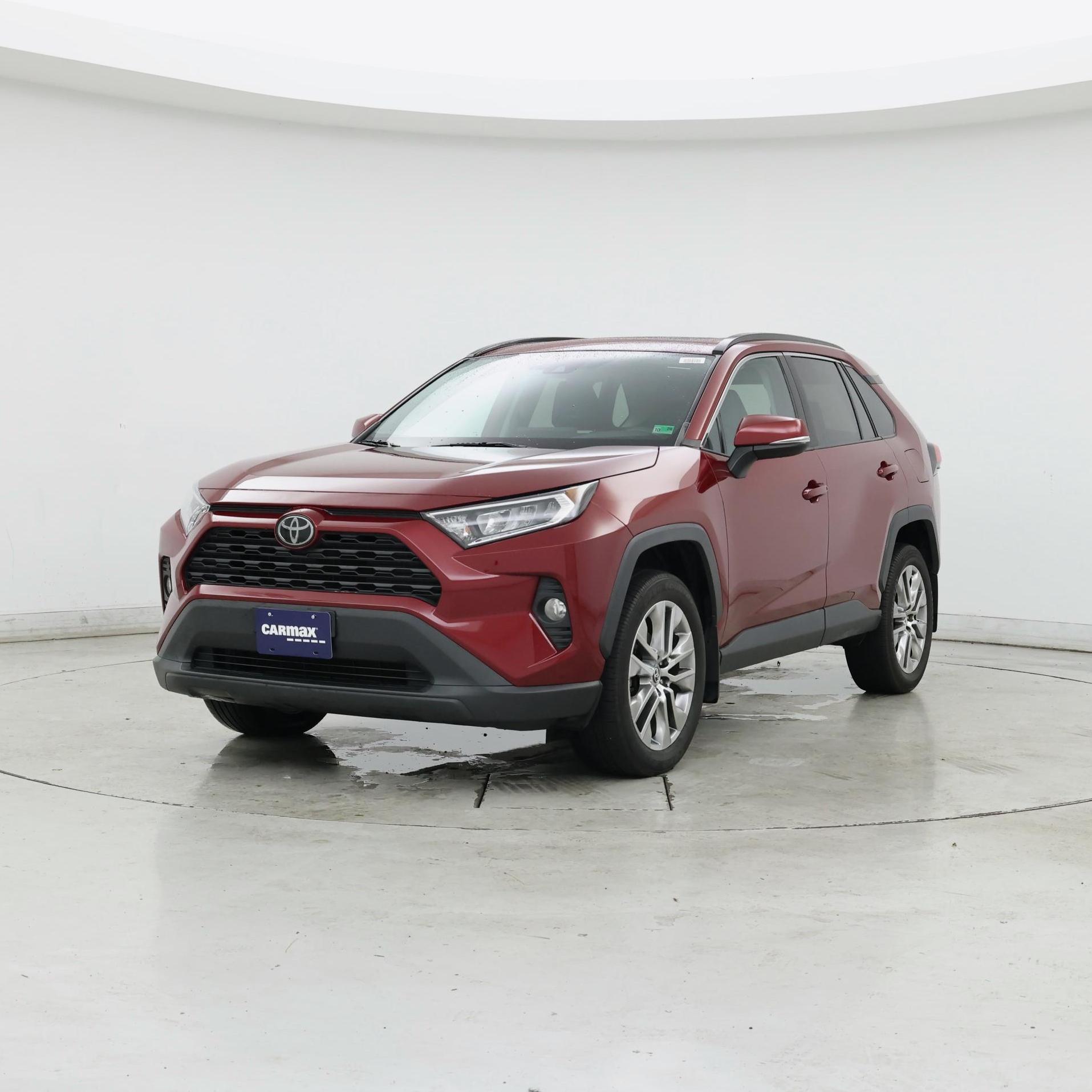 Thumbnail: 2019 Toyota RAV4 - 4