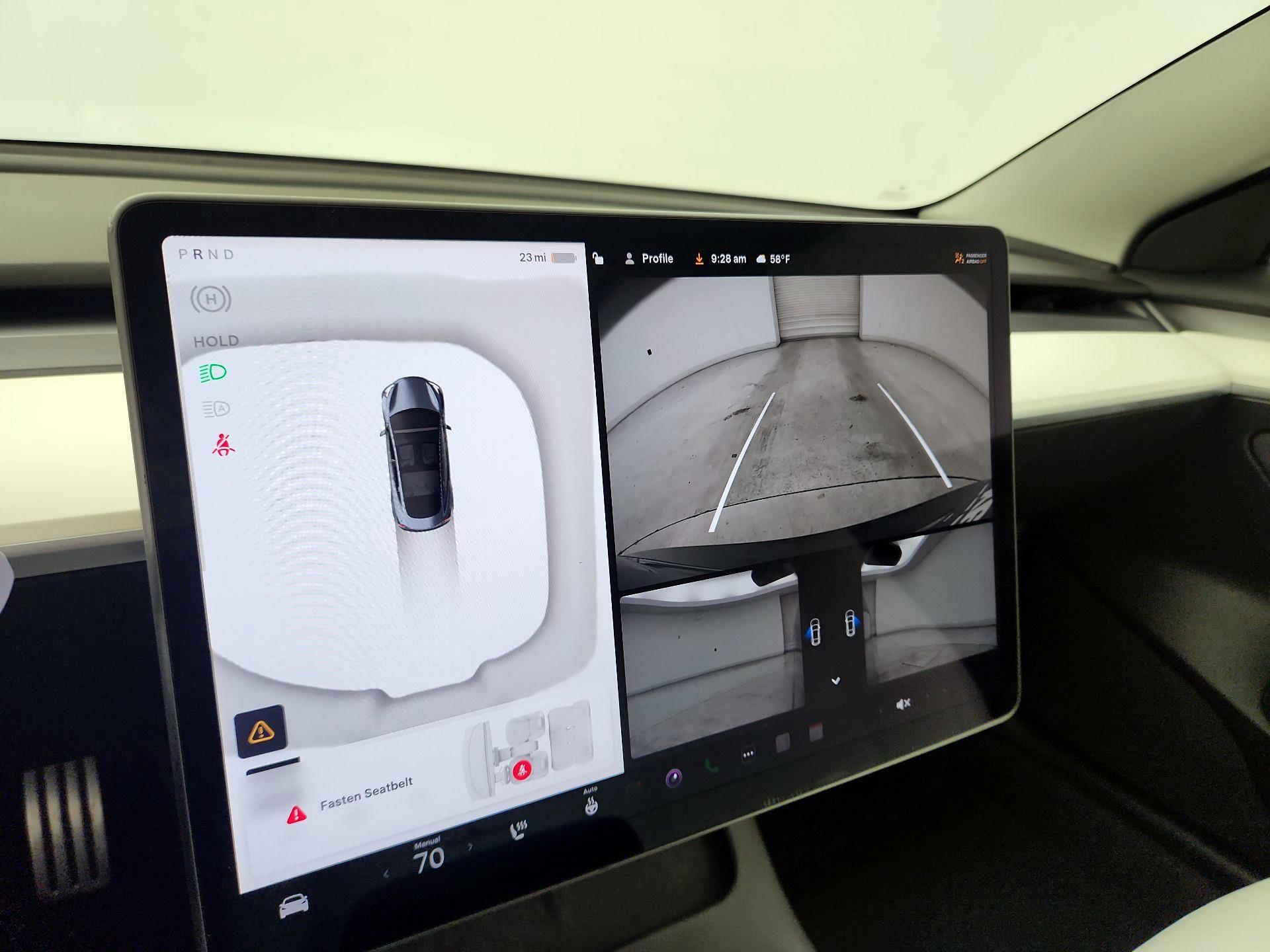 Thumbnail: 2022 Tesla Model 3 - 14