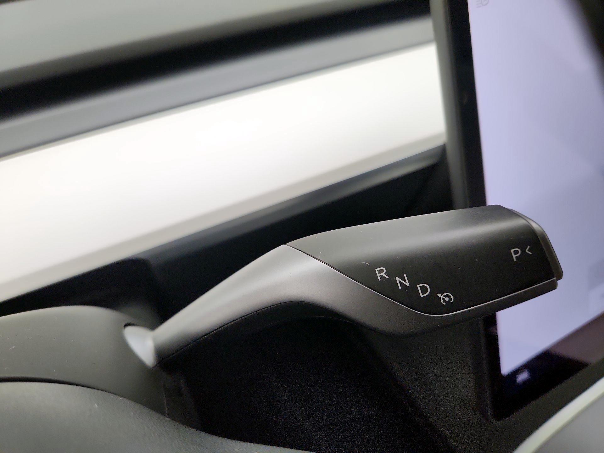 Thumbnail: 2022 Tesla Model 3 - 17