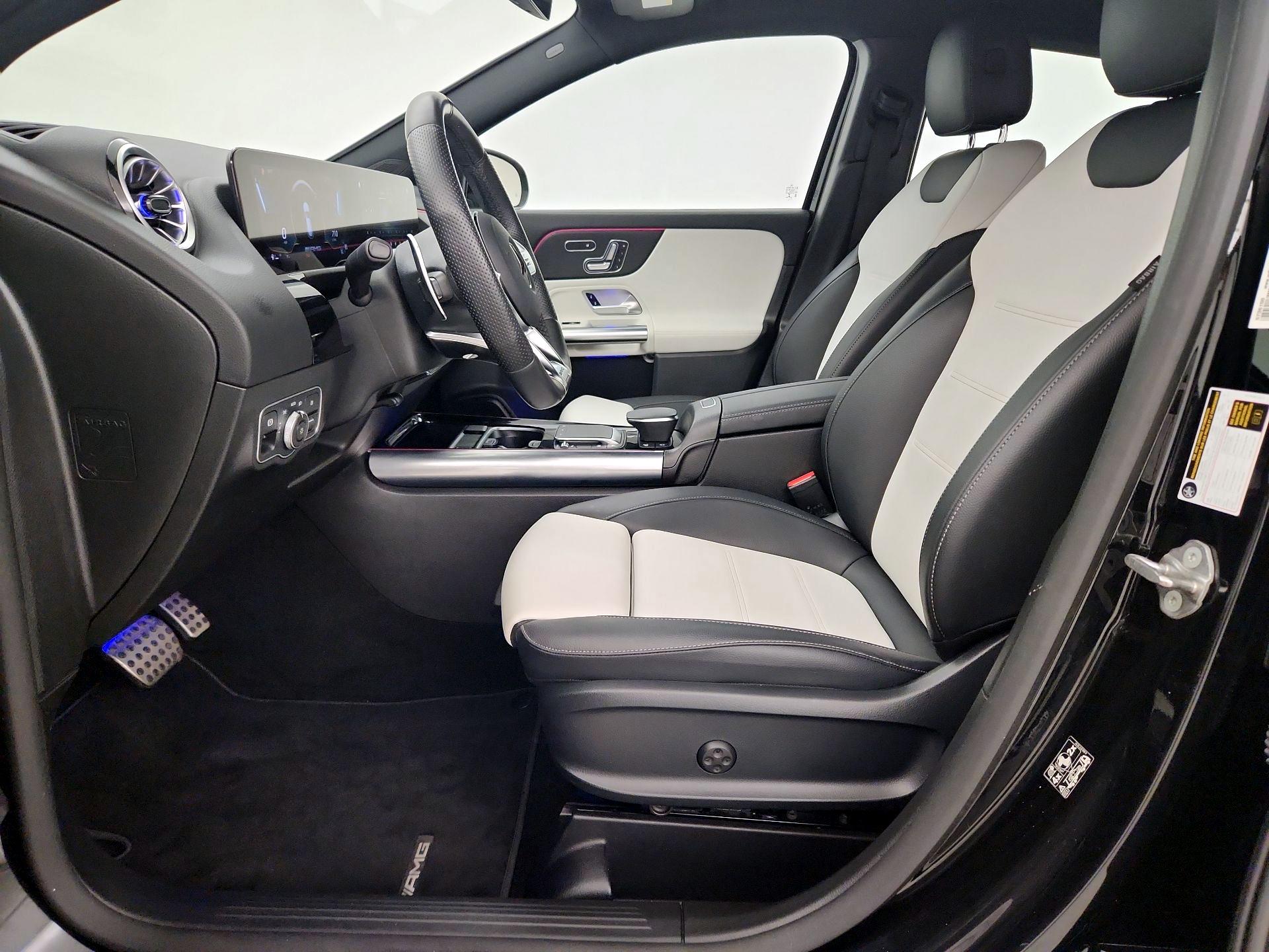 Thumbnail: 2022 Mercedes-Benz GLA - 11