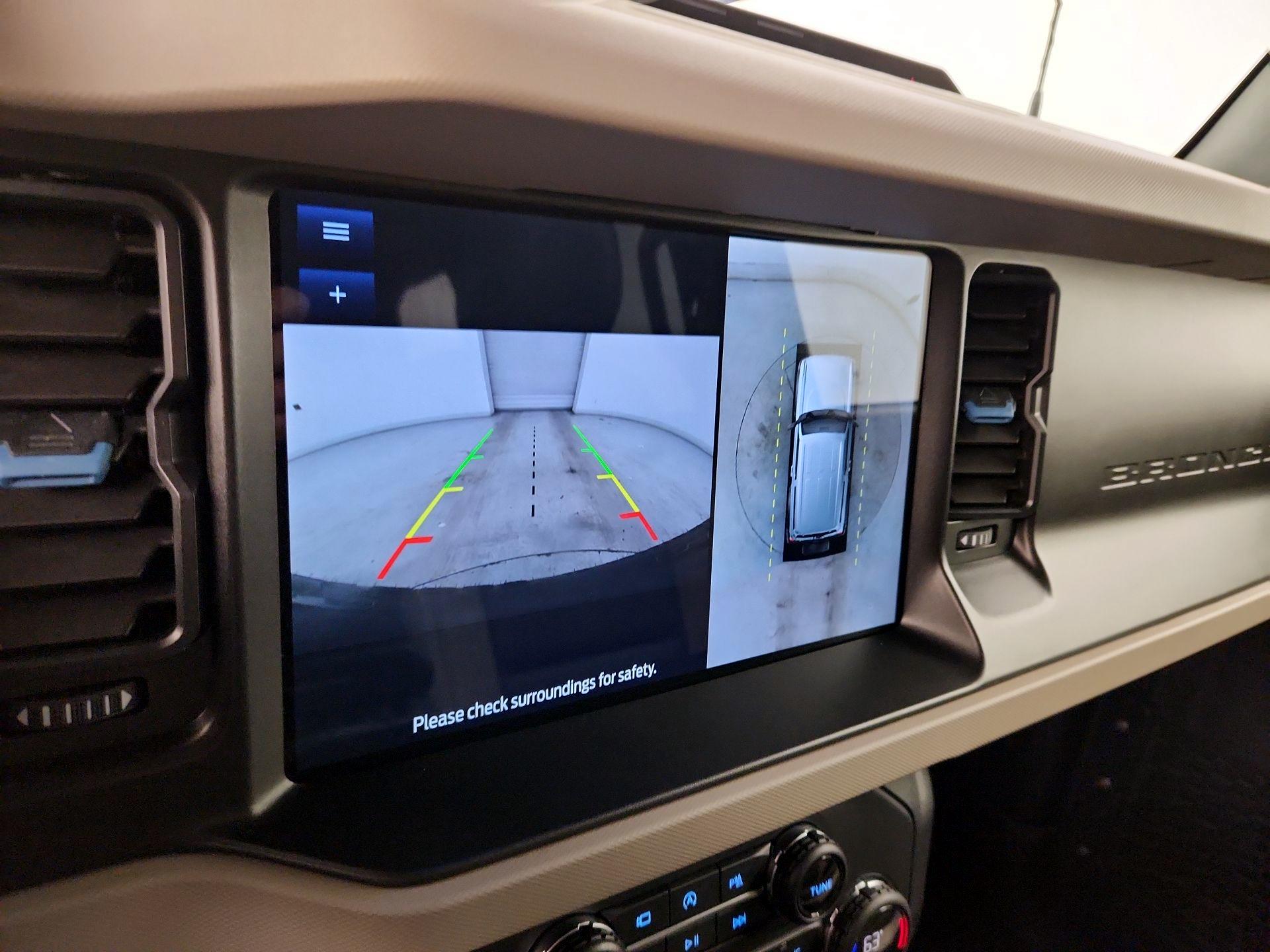 Thumbnail: 2023 Ford Bronco - 15