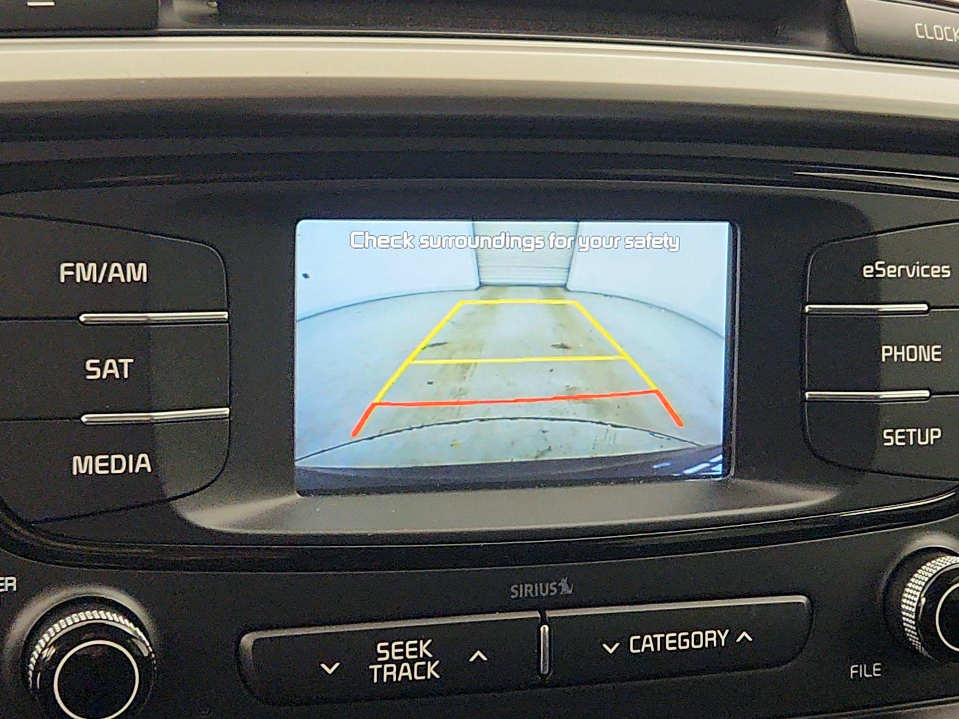 Thumbnail: 2016 Kia Sorento - 14