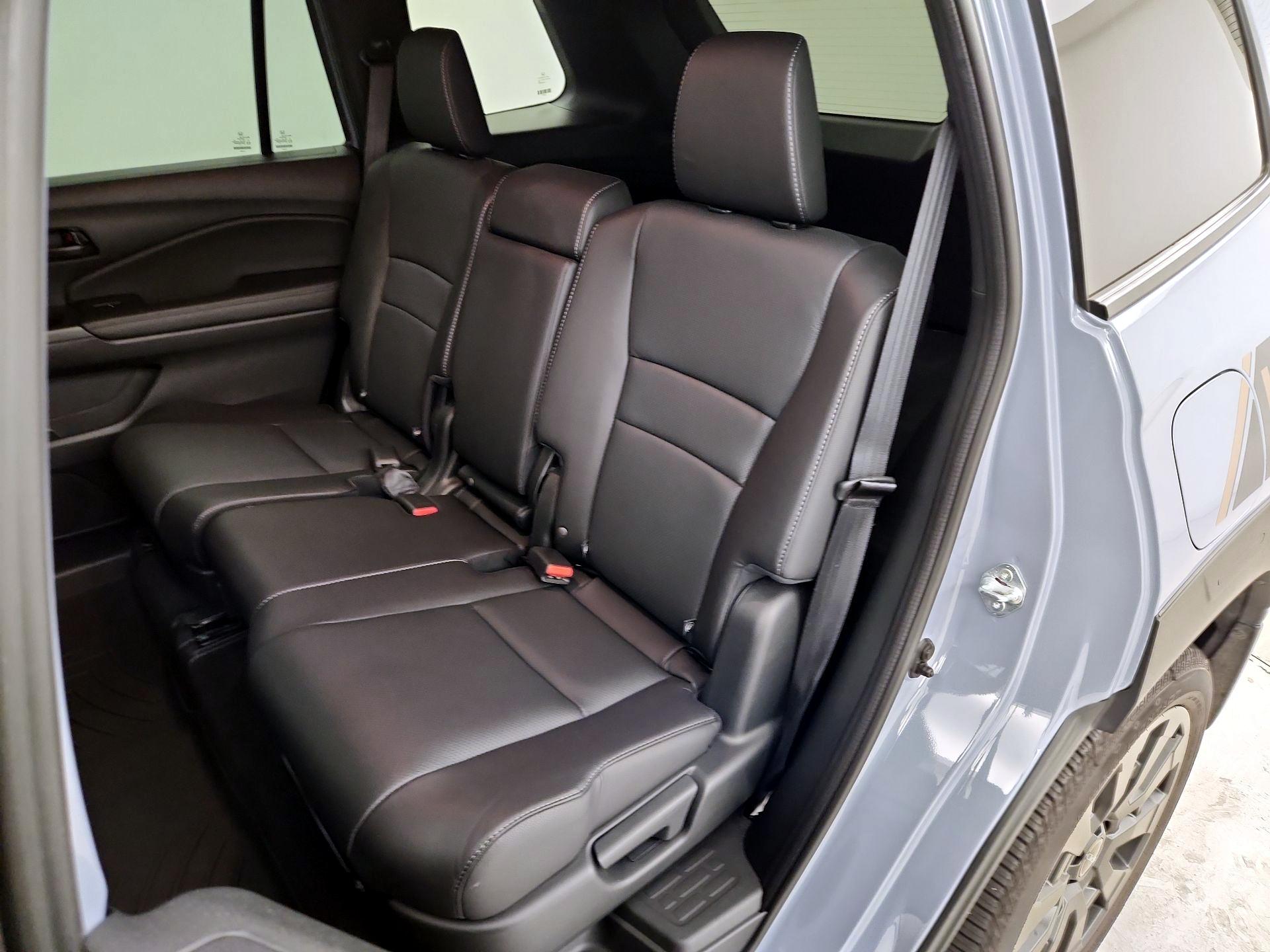 Thumbnail: 2022 Honda Passport - 20