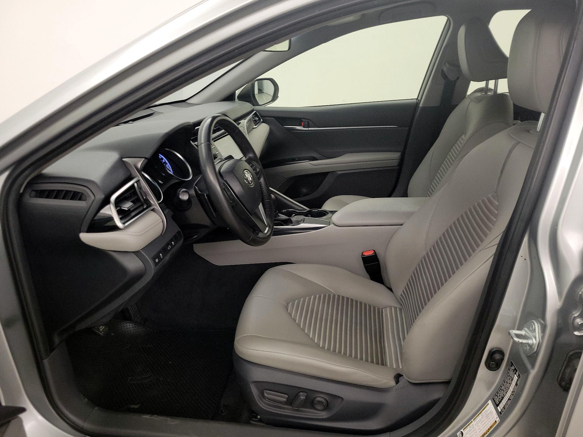 Thumbnail: 2018 Toyota Camry - 11