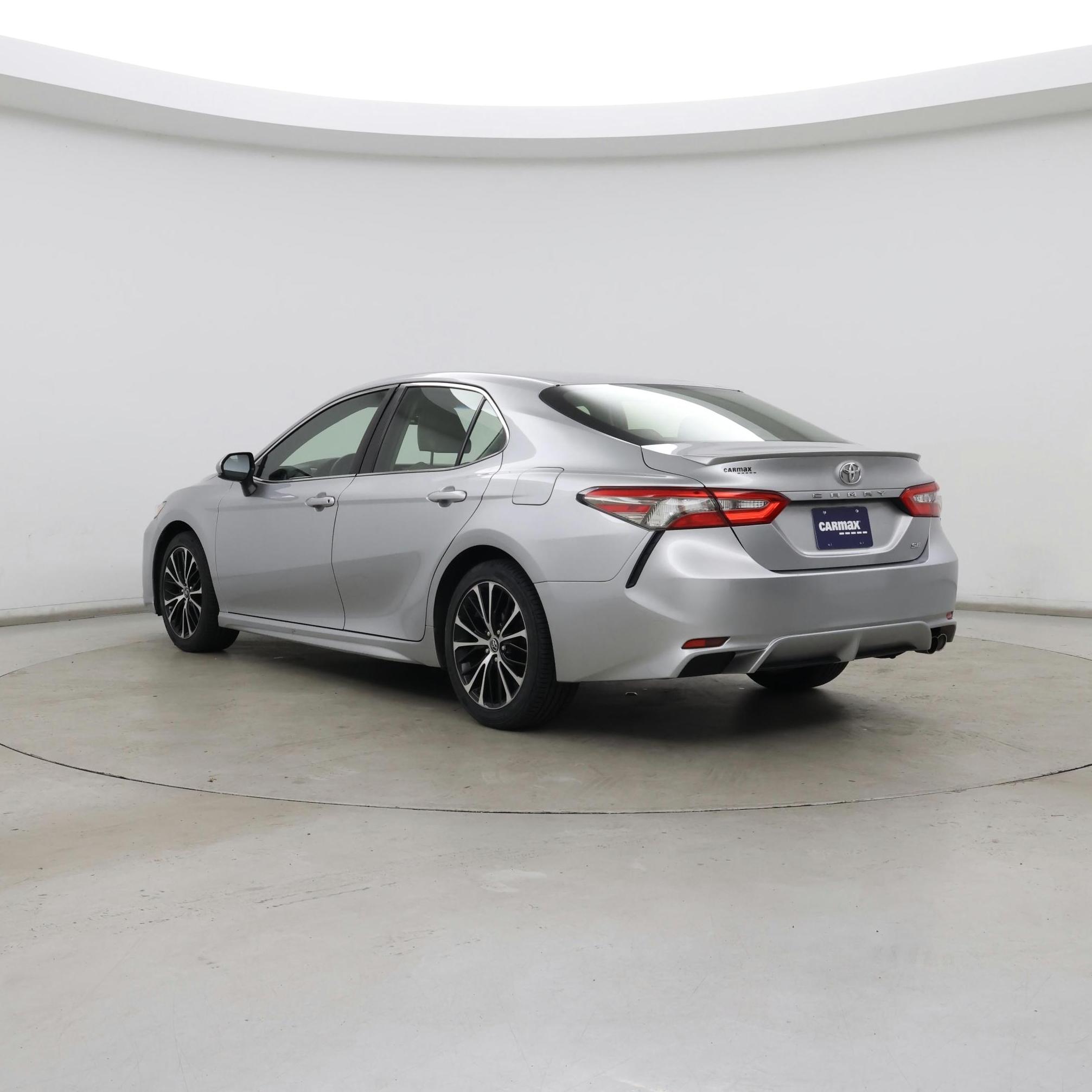Thumbnail: 2018 Toyota Camry - 2