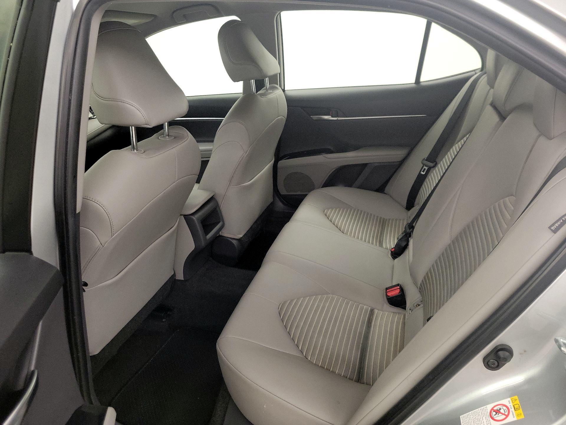 Thumbnail: 2018 Toyota Camry - 19