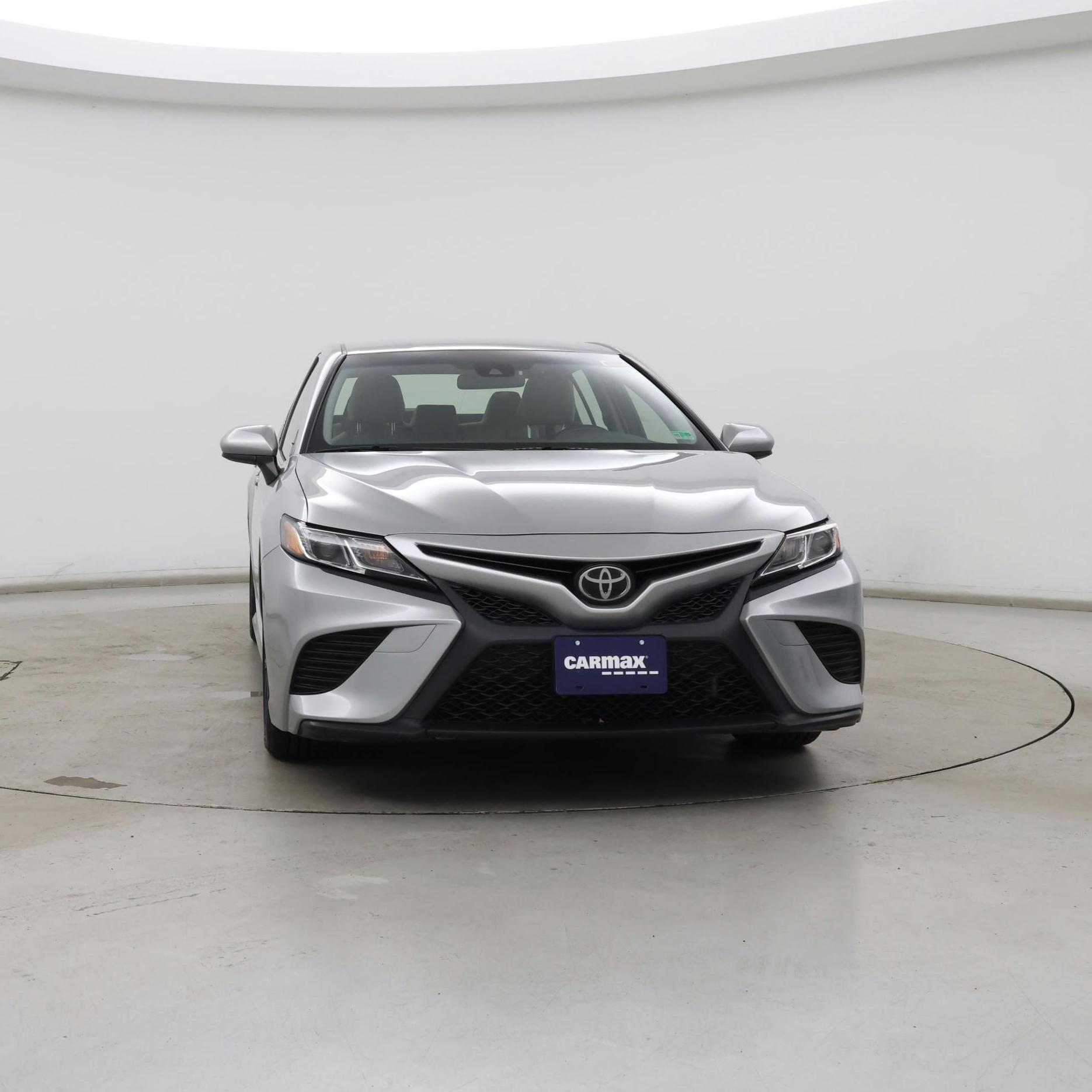 Thumbnail: 2018 Toyota Camry - 5