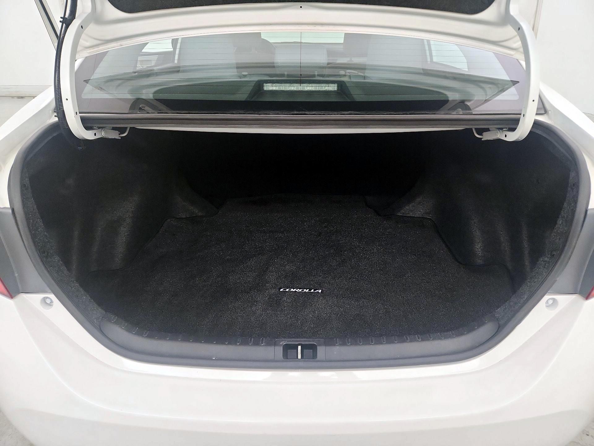 Thumbnail: 2014 Toyota Corolla - 20