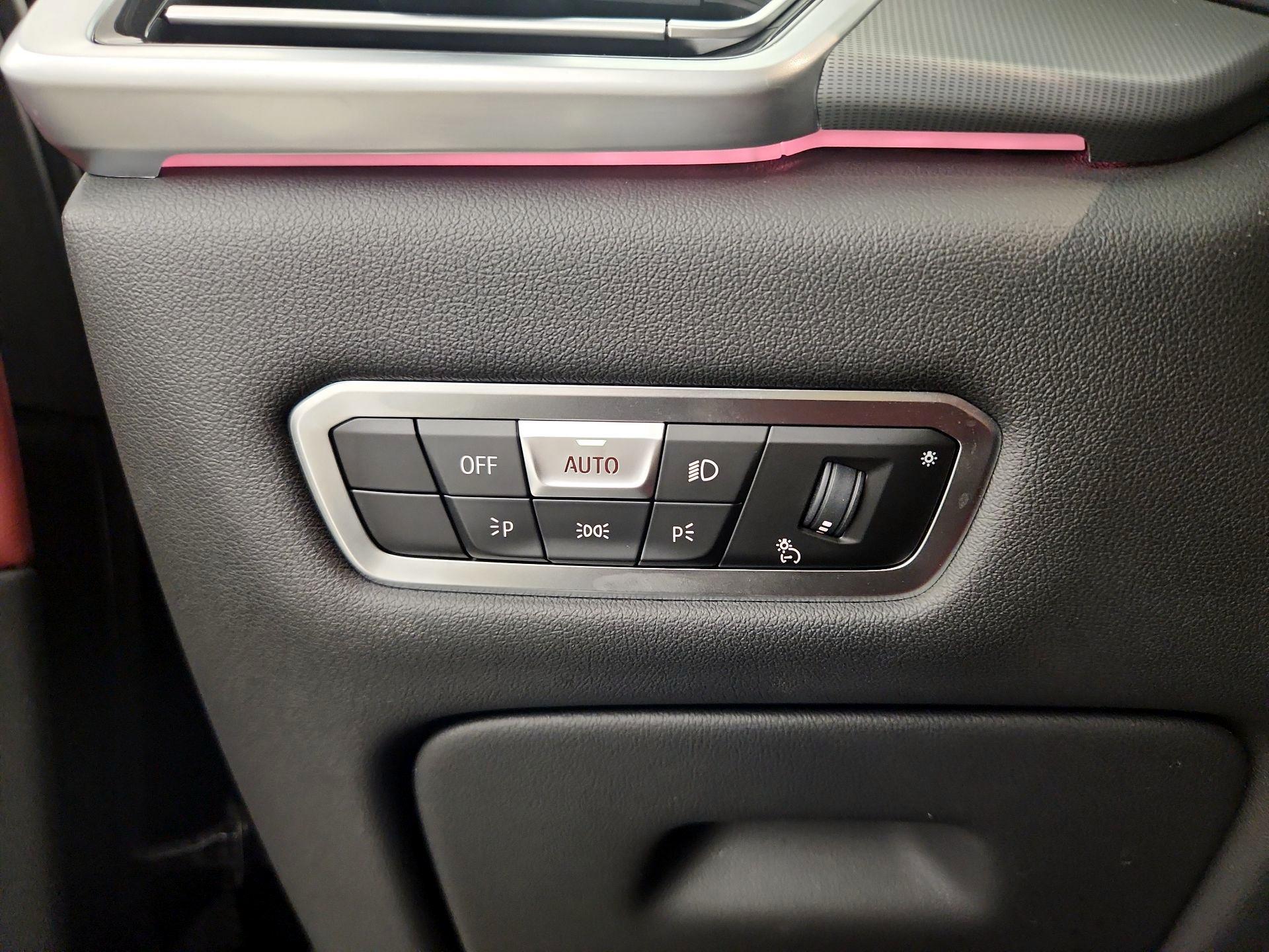 Thumbnail: 2022 BMW X6 - 13