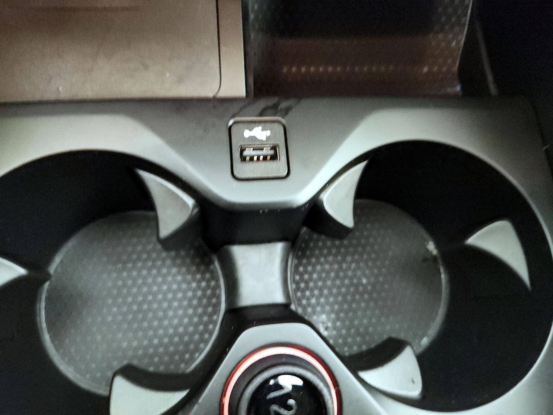 Thumbnail: 2022 BMW X6 - 19