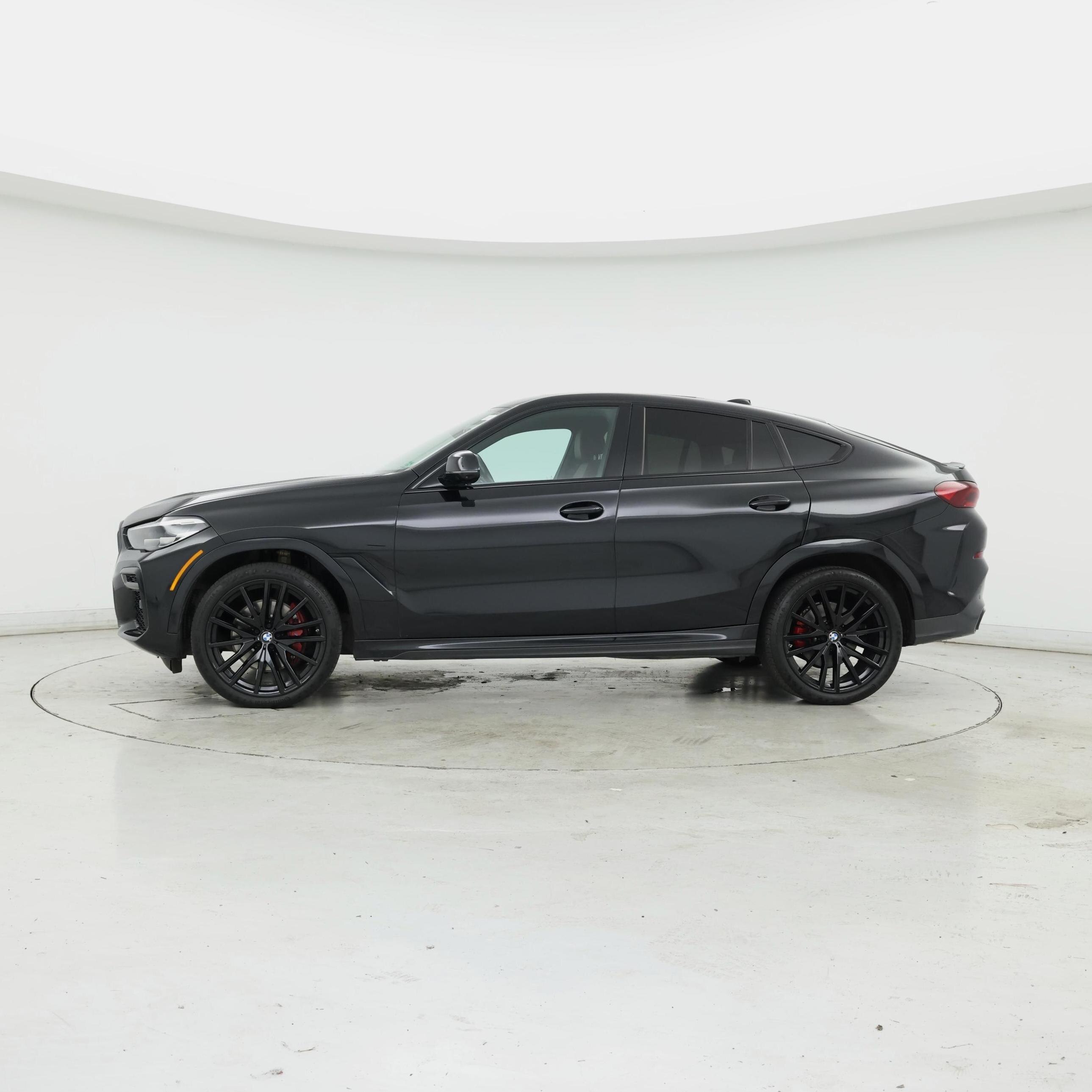 Thumbnail: 2022 BMW X6 - 3