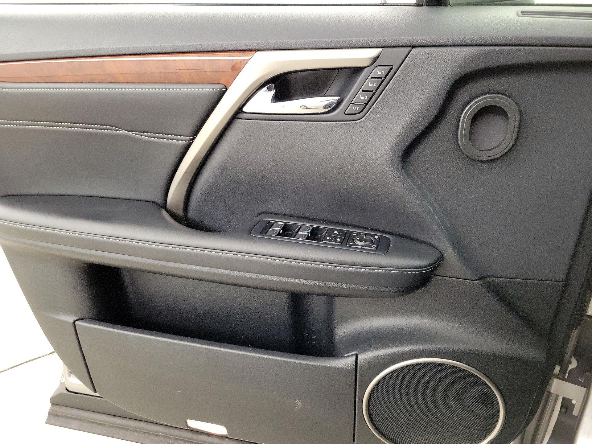 Thumbnail: 2018 Lexus RX - 12