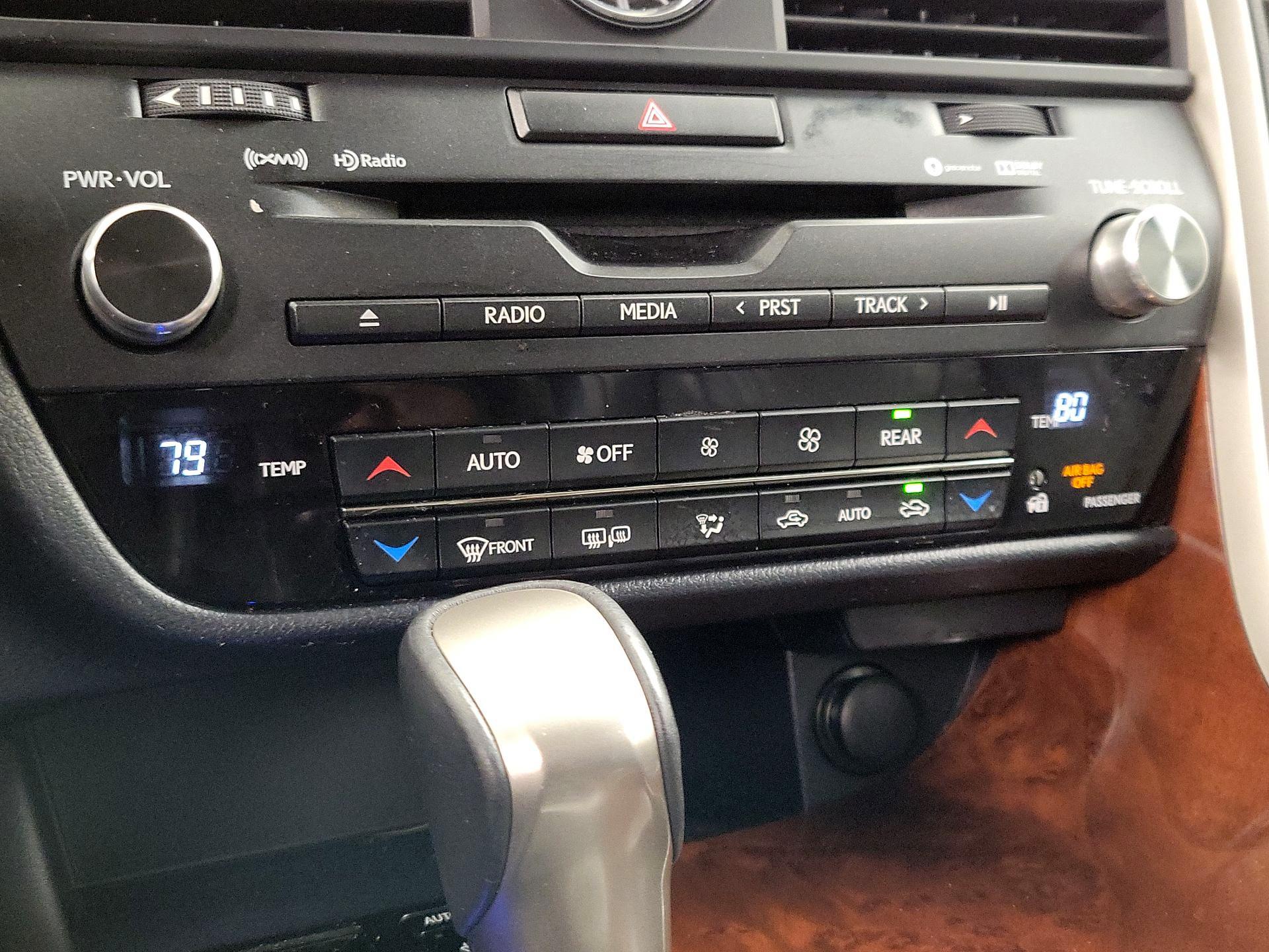 Thumbnail: 2018 Lexus RX - 17