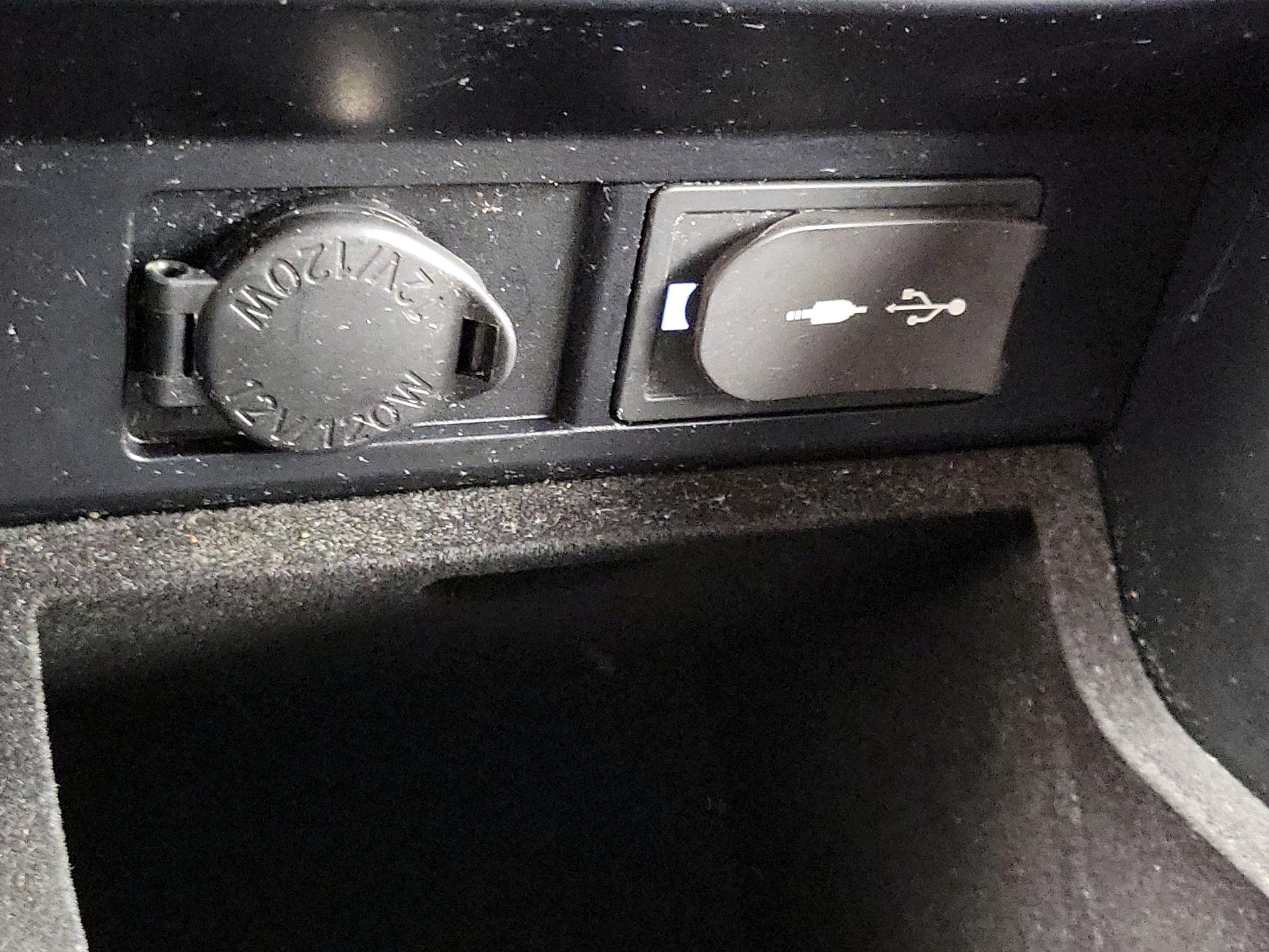 Thumbnail: 2018 Lexus RX - 19