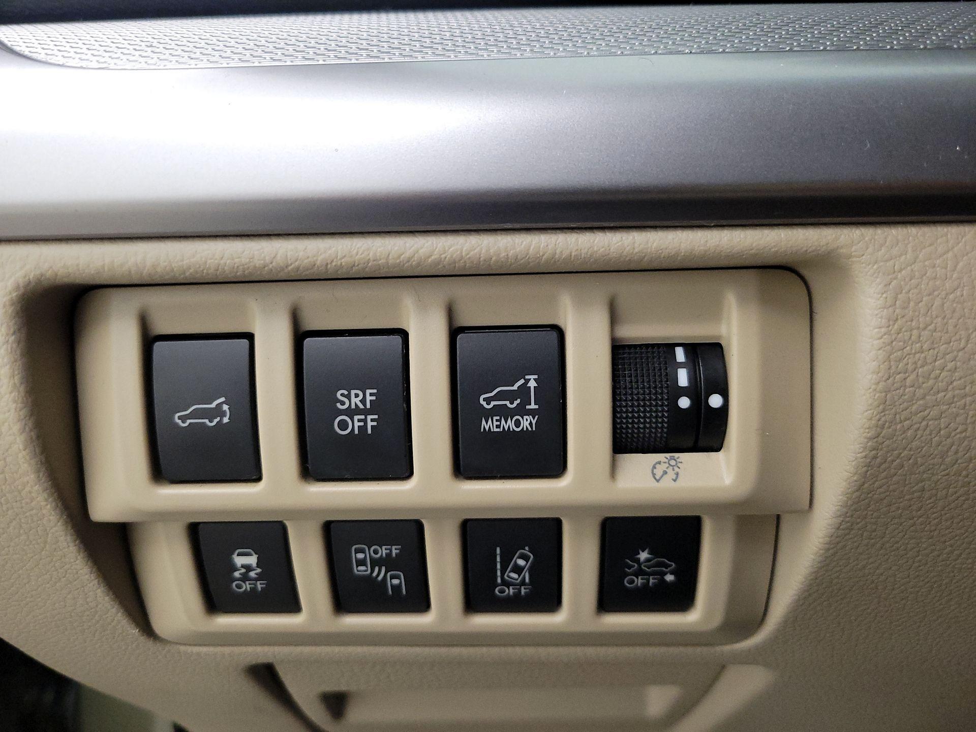 Thumbnail: 2016 Subaru Outback - 13