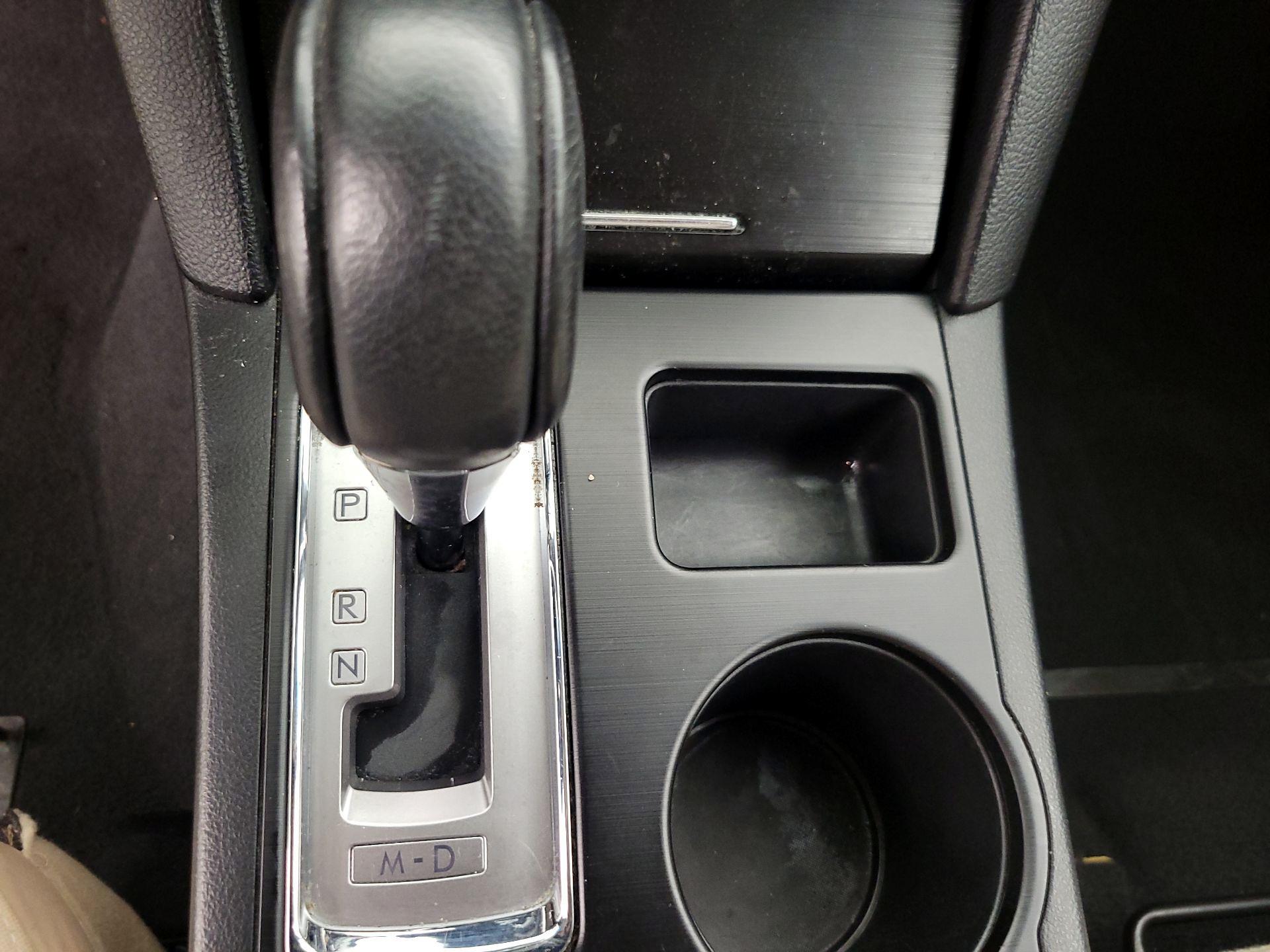 Thumbnail: 2016 Subaru Outback - 17