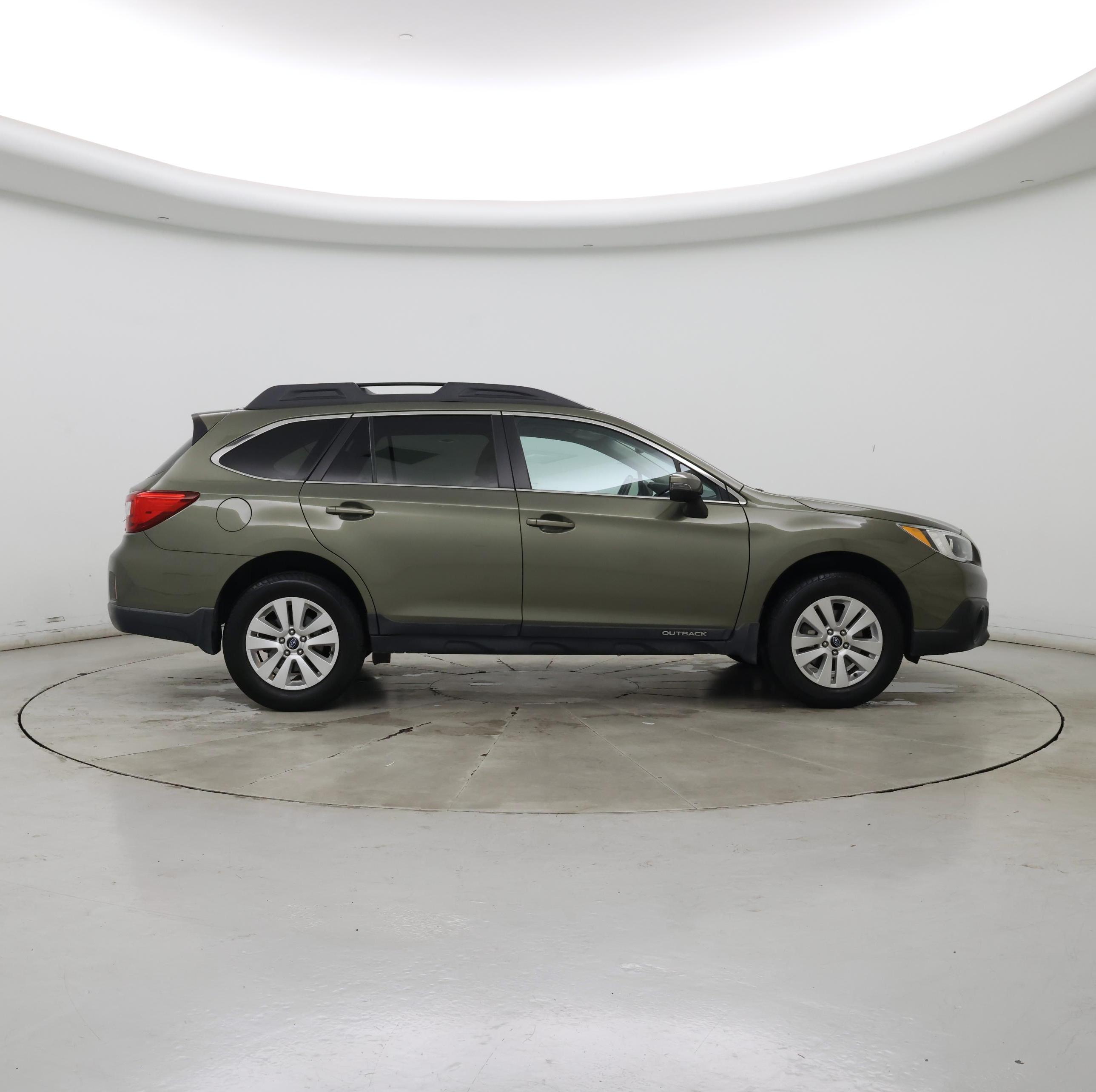 Thumbnail: 2016 Subaru Outback - 7