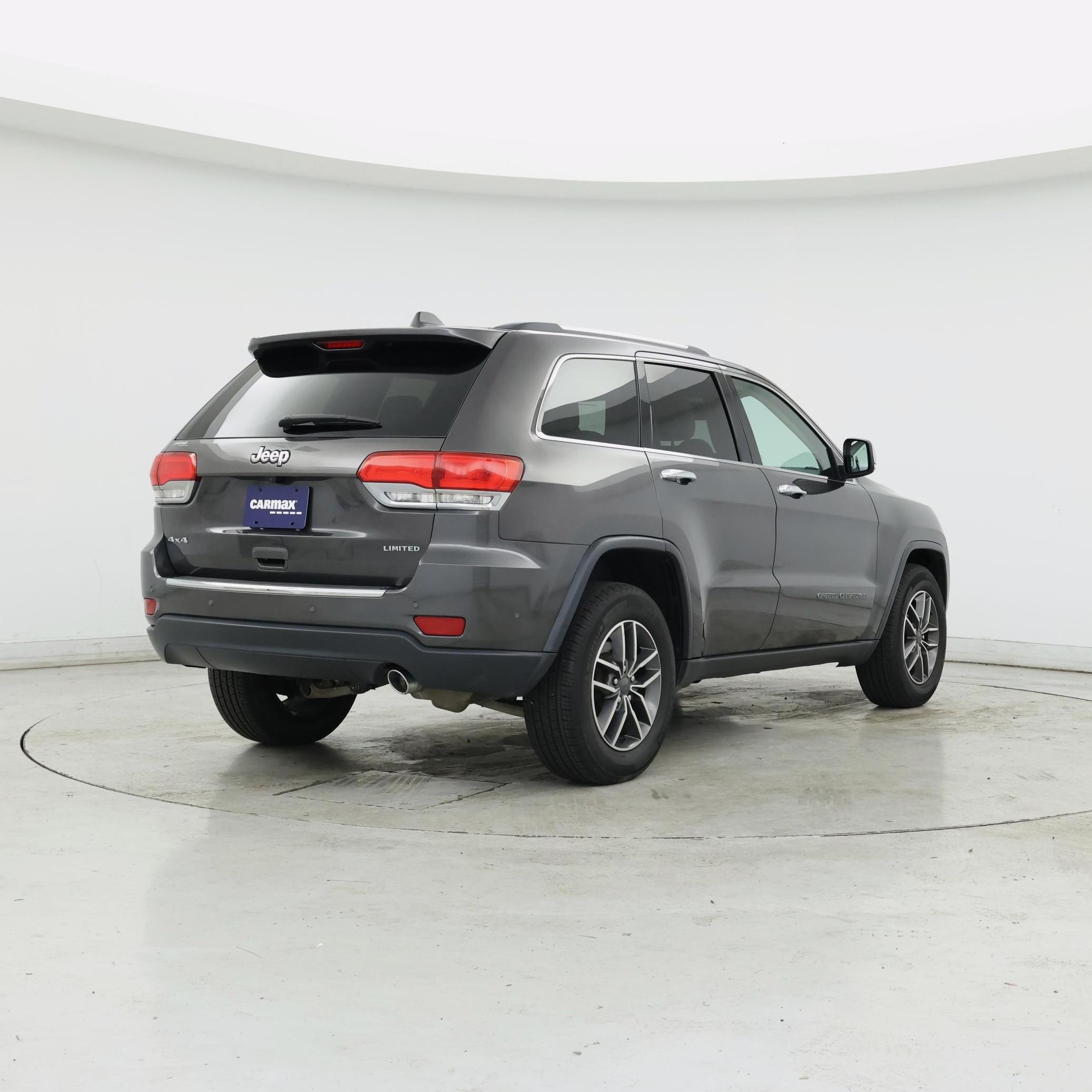 Thumbnail: 2019 Jeep Grand Cherokee - 8