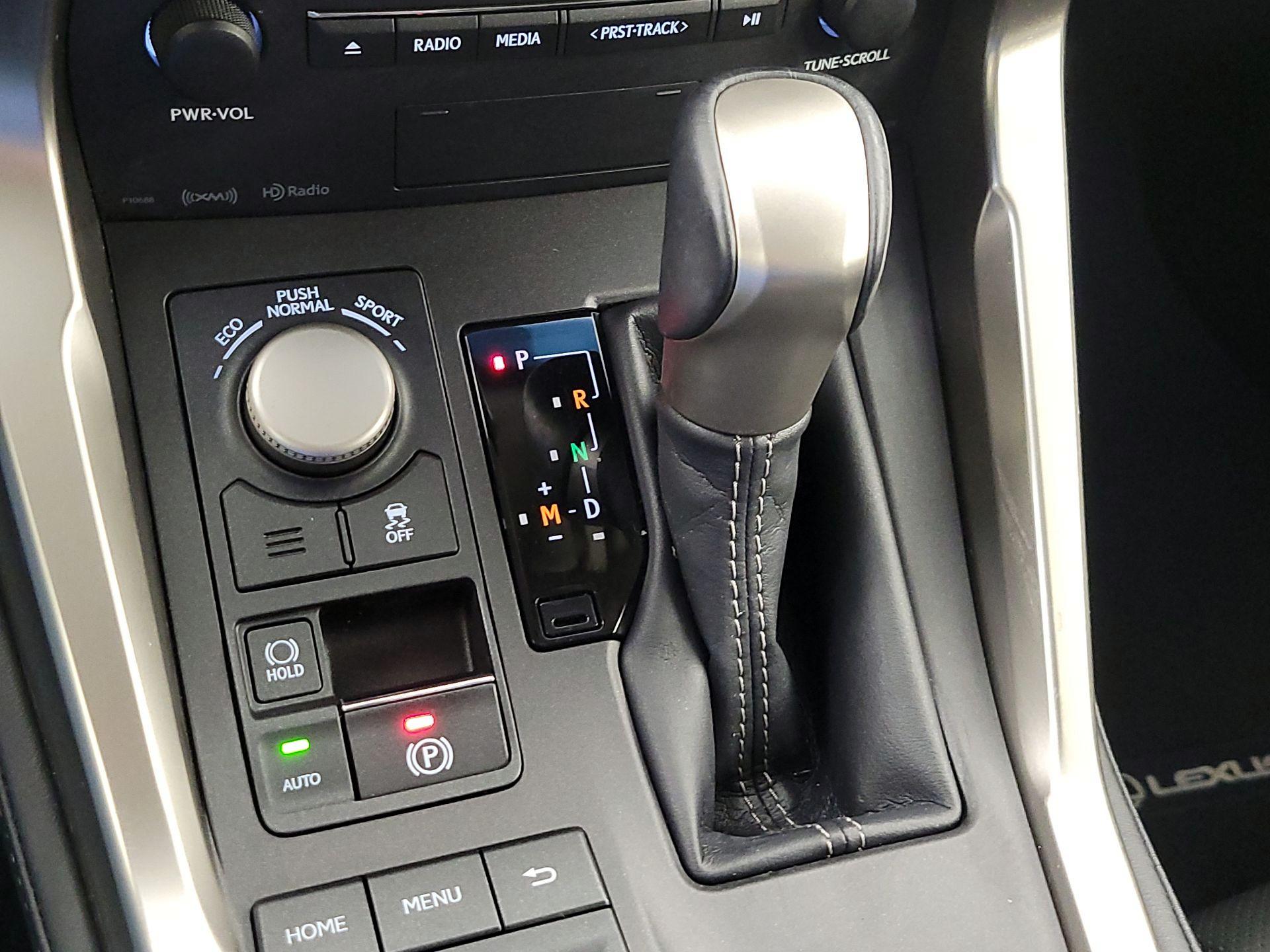 Thumbnail: 2015 Lexus NX - 18