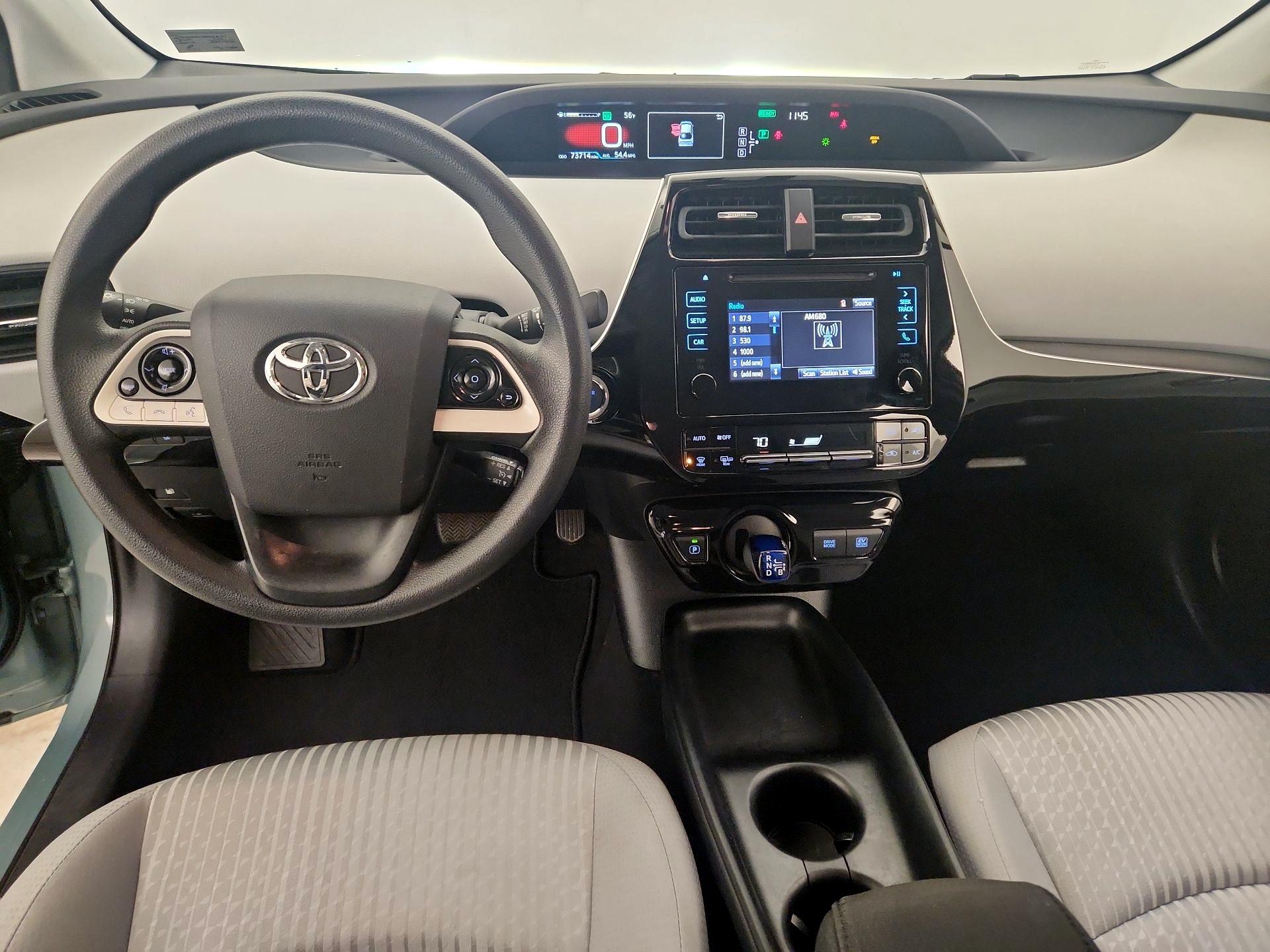 Thumbnail: 2016 Toyota Prius - 9