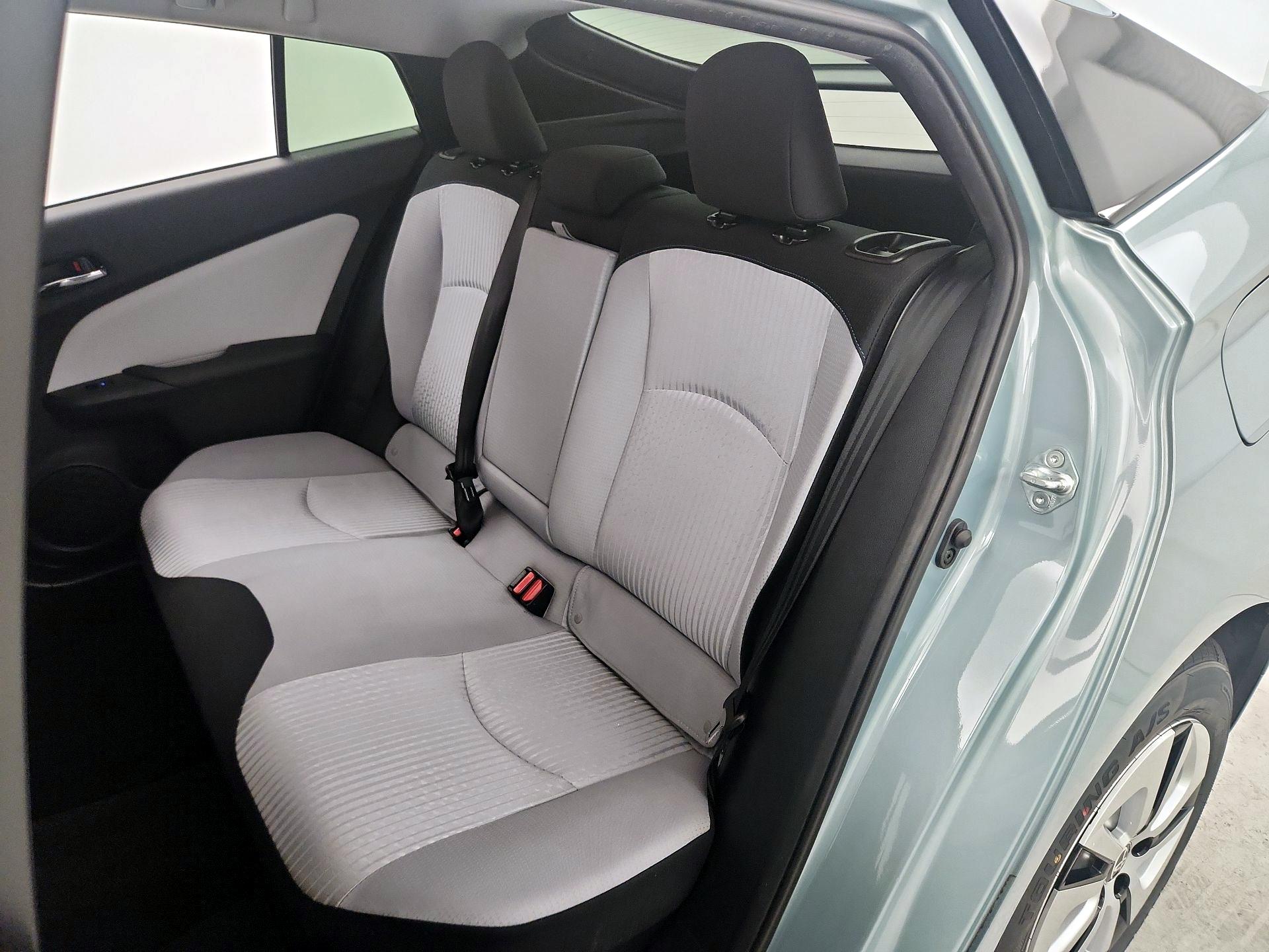 Thumbnail: 2016 Toyota Prius - 19